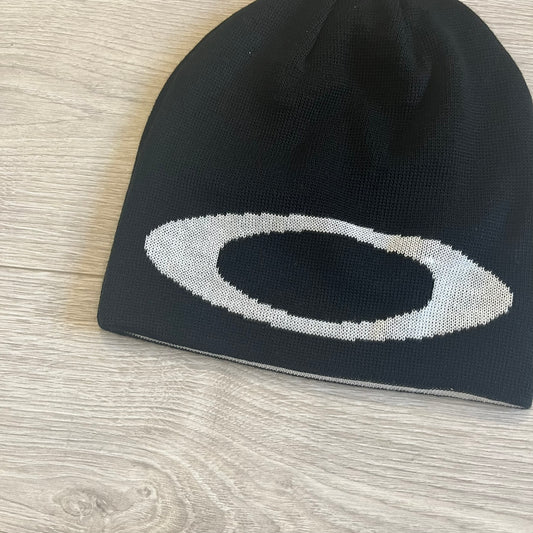 oakley ellipse beanie black