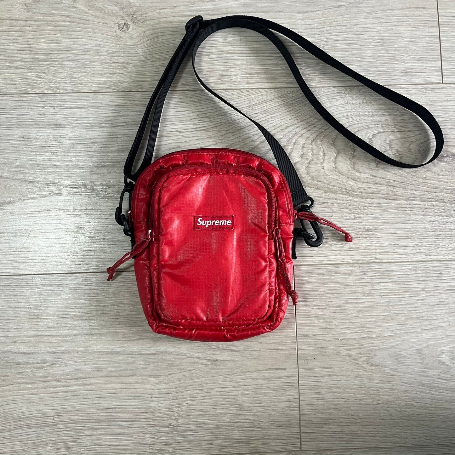 supreme fw17 red shoulder bag