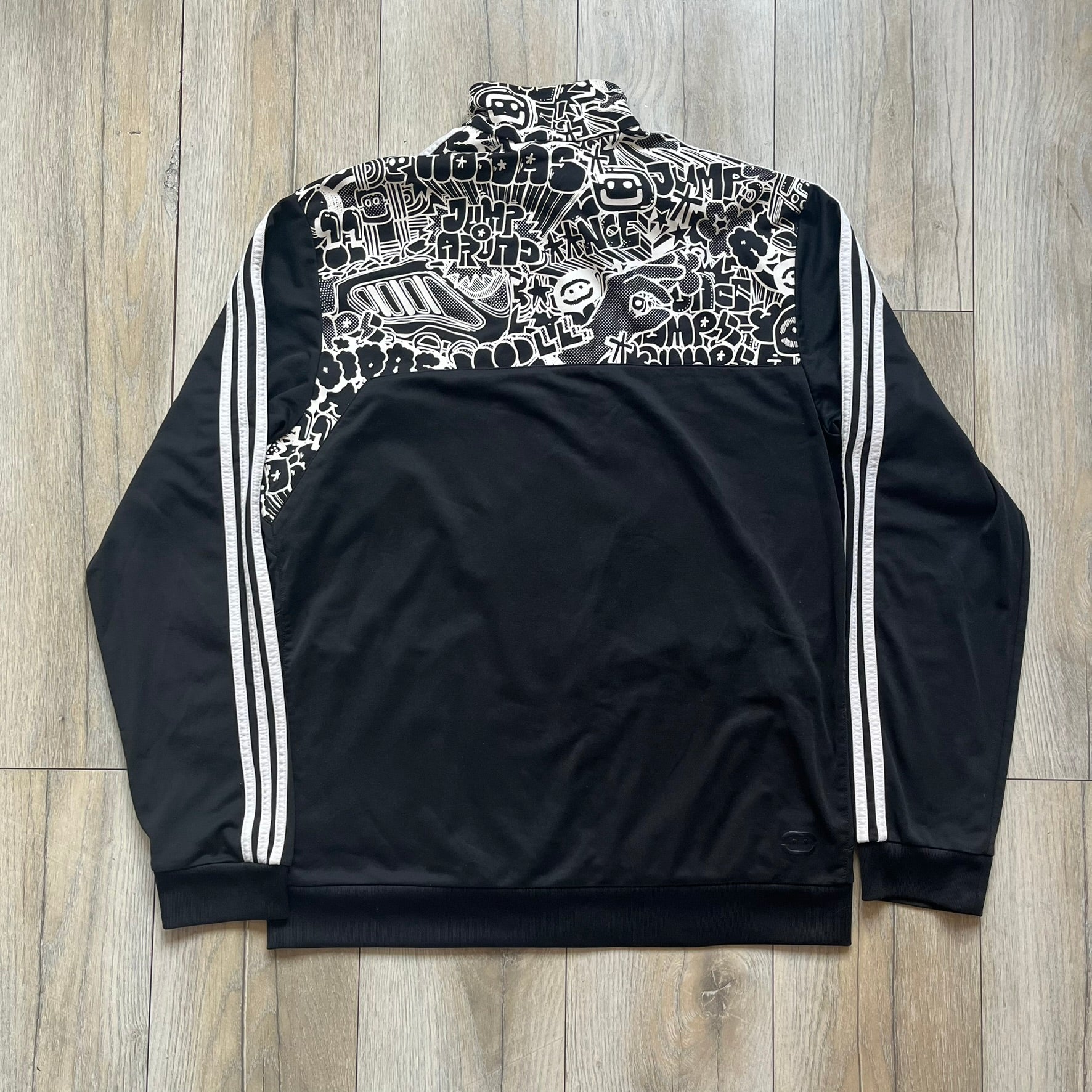 Adidas 2009 Doodle Black Track Jacket – único13