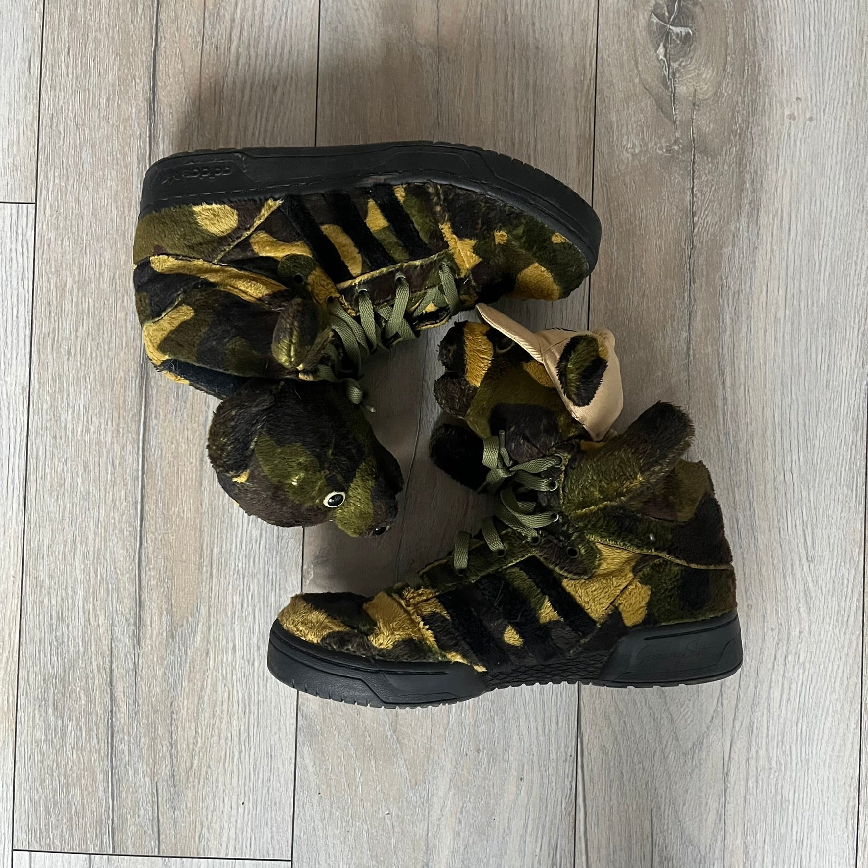 Adidas Jeremy Scott 'Camo Bear' Sneakers 43 1/3 eu – único13
