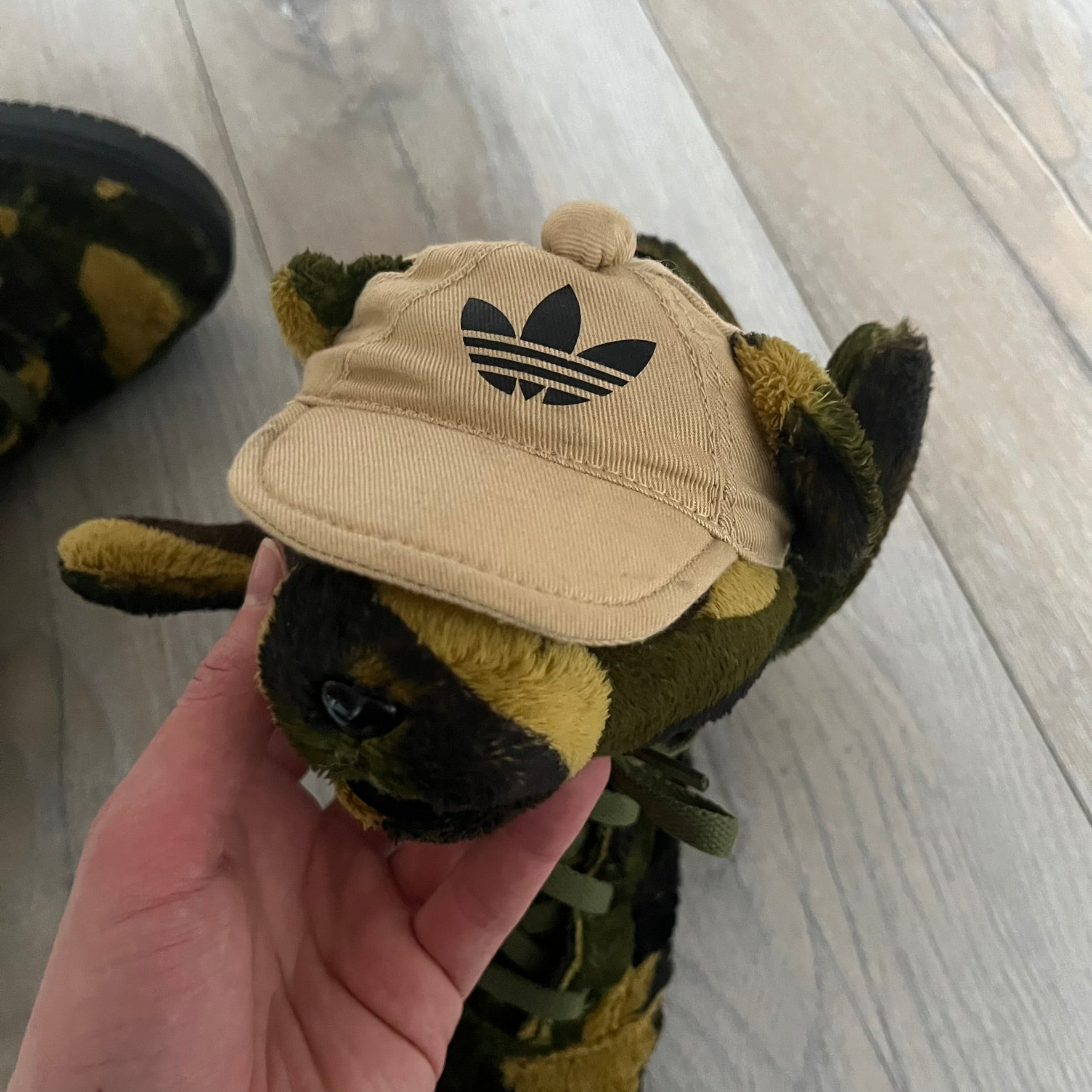 Adidas Jeremy Scott 'Camo Bear' Sneakers 43 1/3 eu – único13