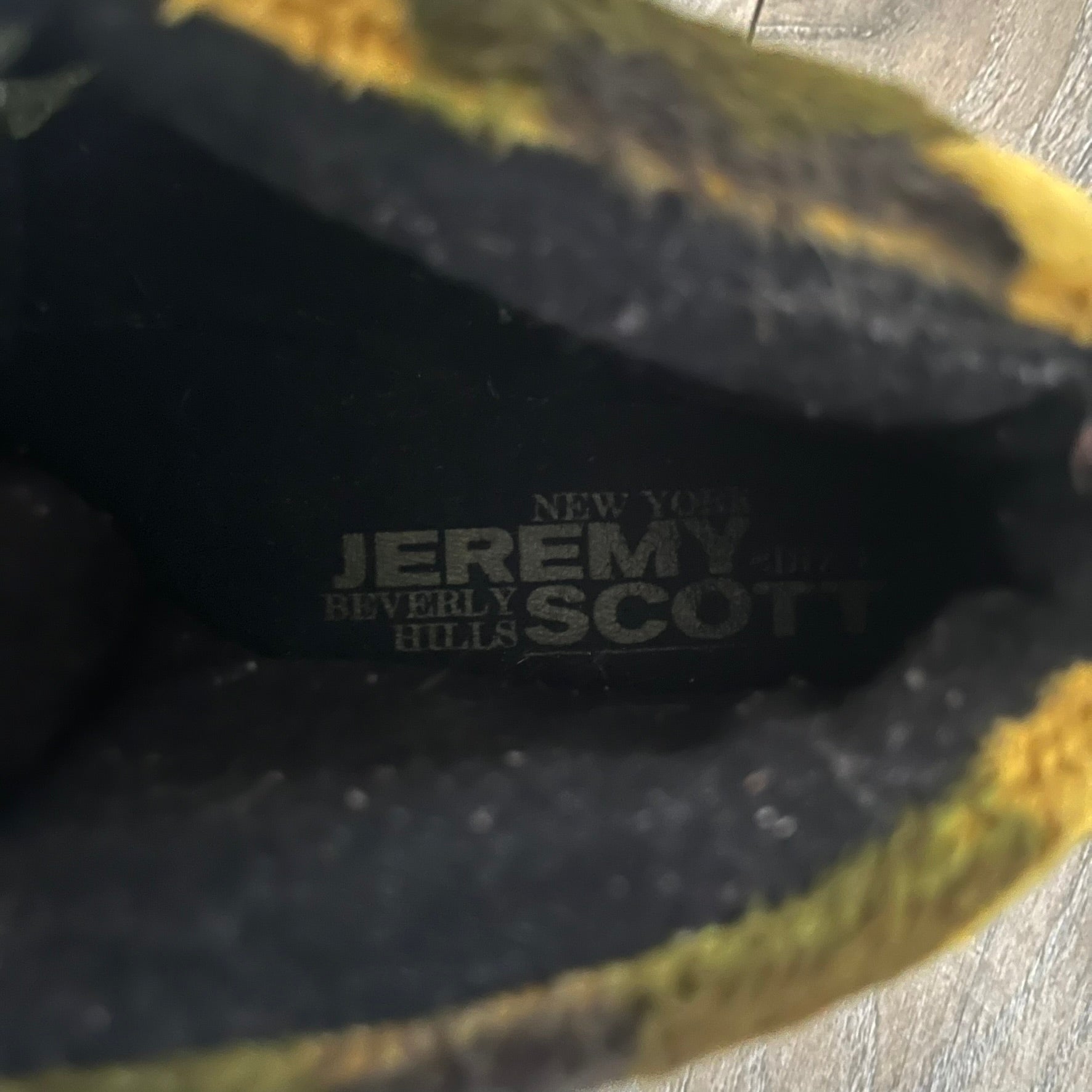 Adidas Jeremy Scott 'Camo Bear' Sneakers 43 1/3 eu – único13