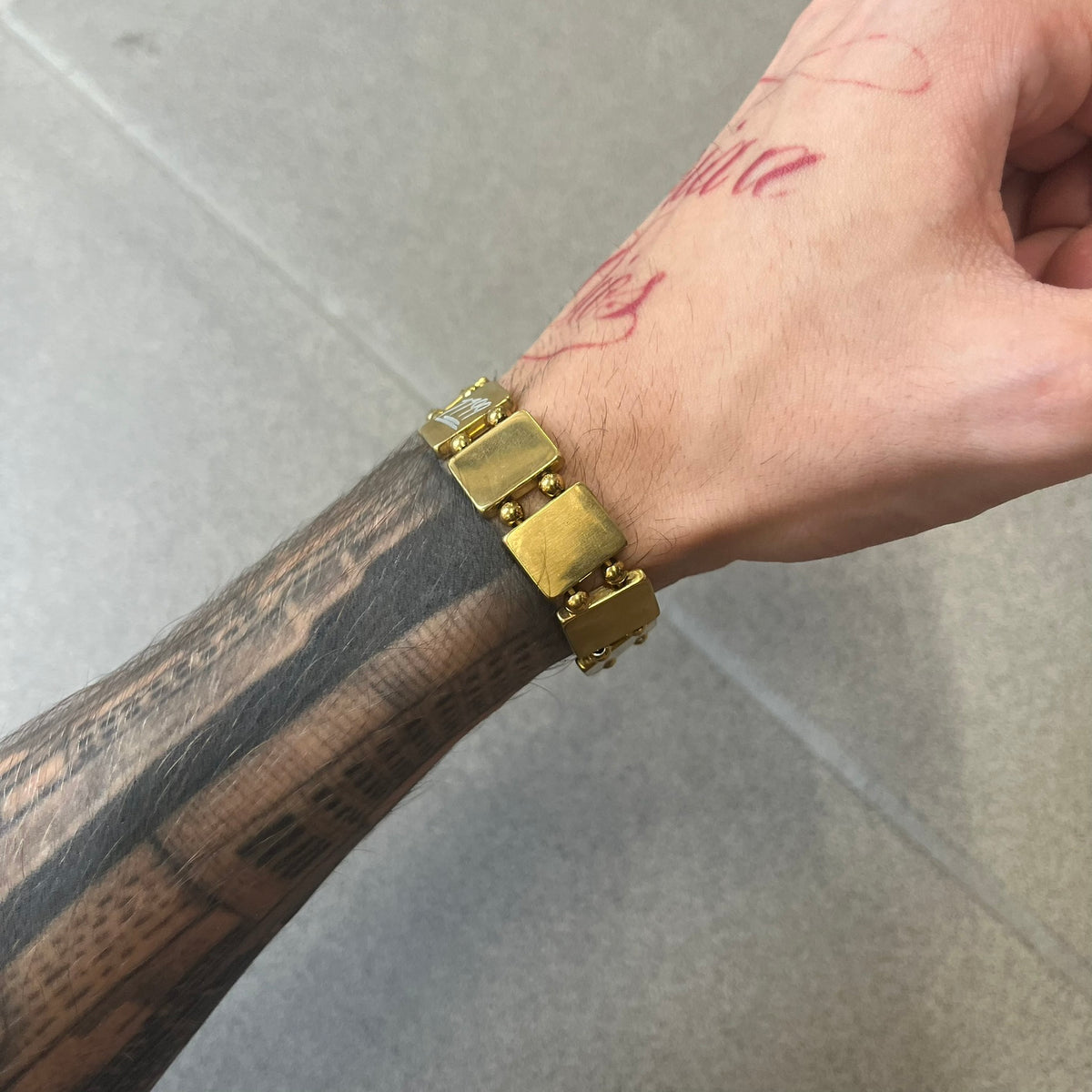 Bazo 1199 "63 OG" Stainless Steel Gold Plated Bracelet is a gold color stainless steel bracelet with thin and smooth beads. The interior is engraved with the 1199 logo and 63OG text.&nbsp;&nbsp;