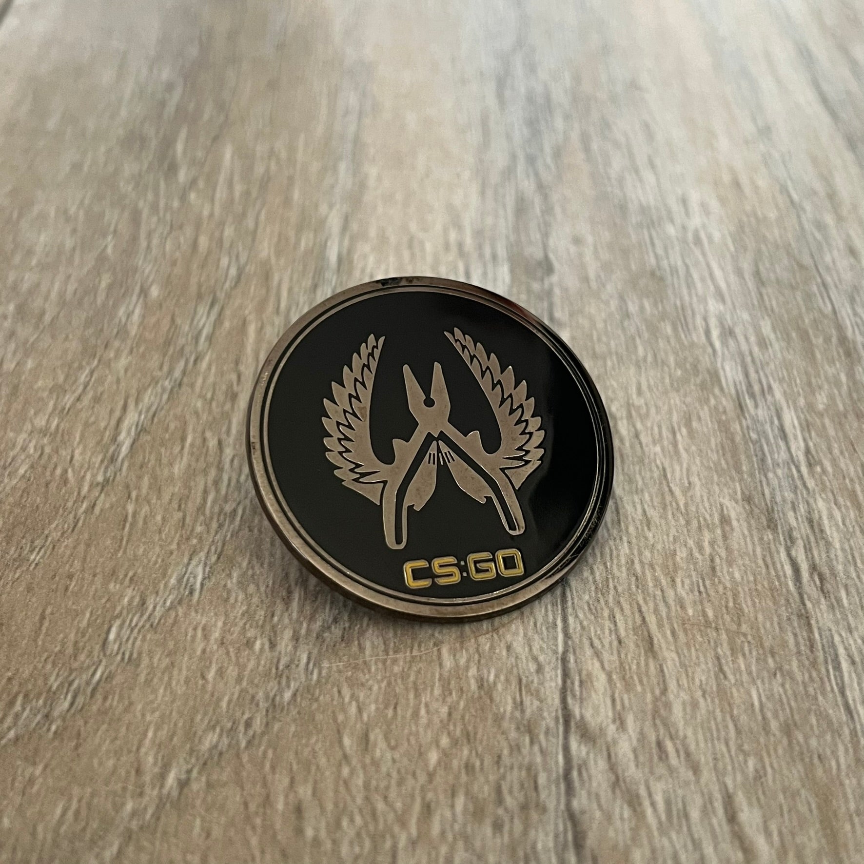 Pin's CS:GO Série 1 Katowice 2015 - Boîte Aveugle Scellée Neuve