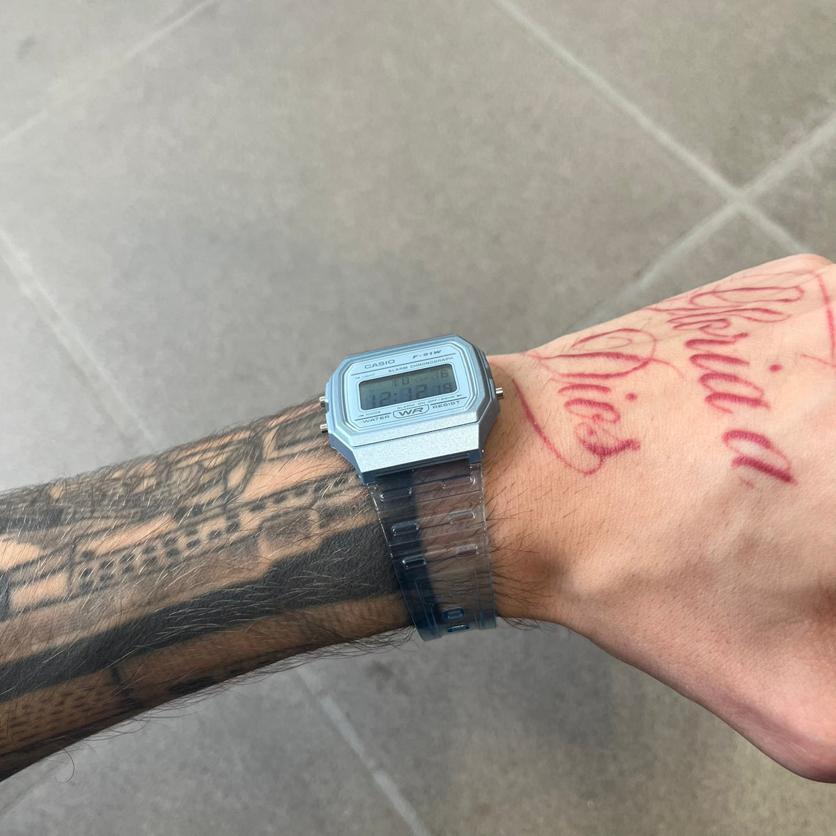 Custom Casio F-91W Blue digital watch featuring a Gradient blue filter screen. Slim 8.5 mm profile, lightweight 21 g build and flexible bio-based resin band ensure lasting comfort. Includes alarm, stopwatch, and microlight function for everyday functionality.