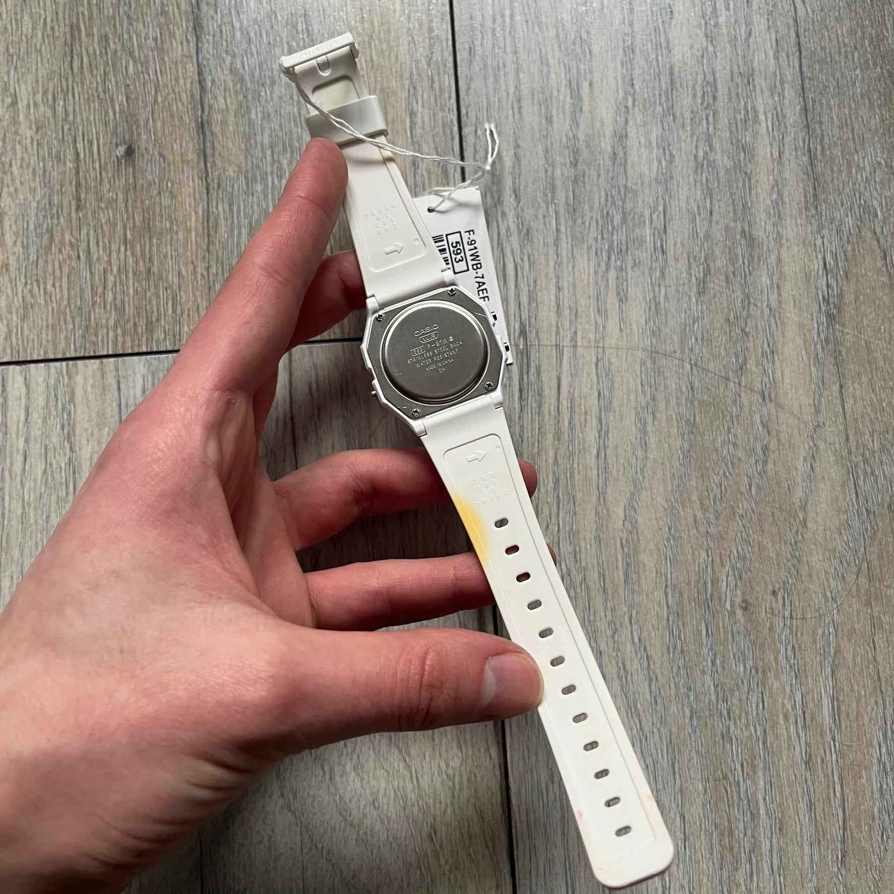 Custom Casio F-91W White digital watch featuring a Bloody filter screen and custom painted straps. Slim 8.5 mm profile, lightweight 21 g build and flexible bio-based resin band ensure lasting comfort. Includes alarm, stopwatch, and microlight function for everyday functionality.

This watch is a 1/1 sample. The paint on the straps is not holding perfectly as with more force it can be smudged. For the best effect we reccomend covering it with a special paint or spray to make it 100% last.&nbsp;