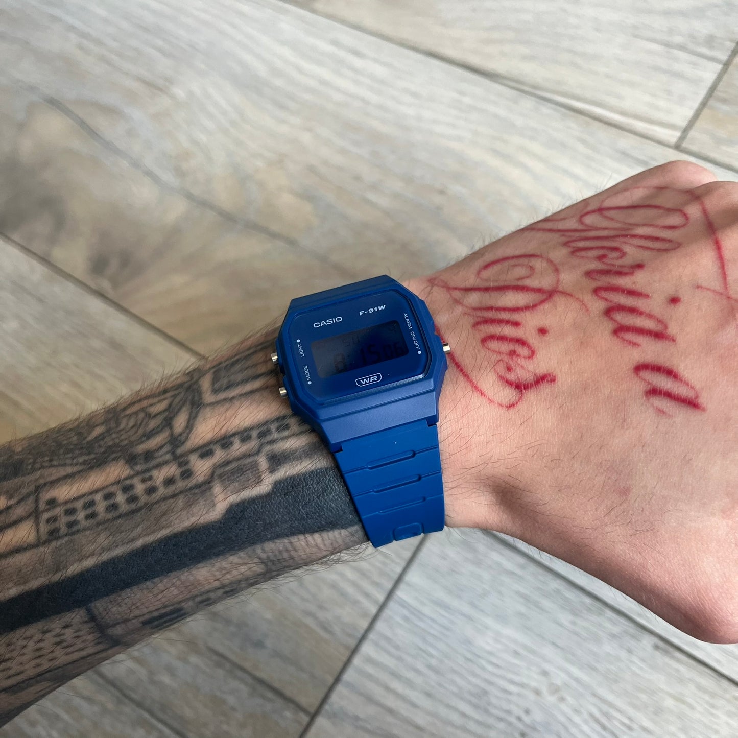 Custom Casio F-91W Dark blue digital watch featuring a matching Blue filter screen. Slim 8.5 mm profile, lightweight 21 g build and flexible resin band ensure lasting comfort. Includes alarm, stopwatch, and microlight function for everyday functionality.