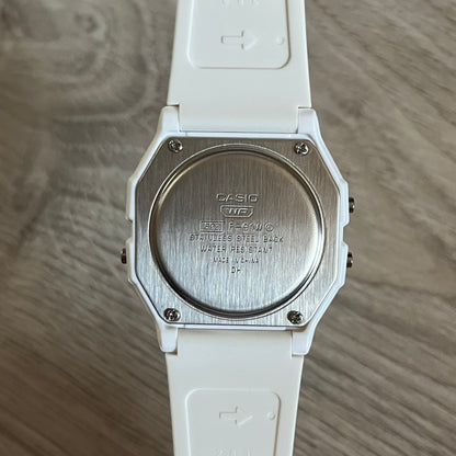 Custom Casio F-91W White digital watch featuring a Gradient Red filter screen. Slim 8.5 mm profile, lightweight 21 g build and flexible bio-based resin band ensure lasting comfort. Includes alarm, stopwatch, and microlight function for everyday functionality.