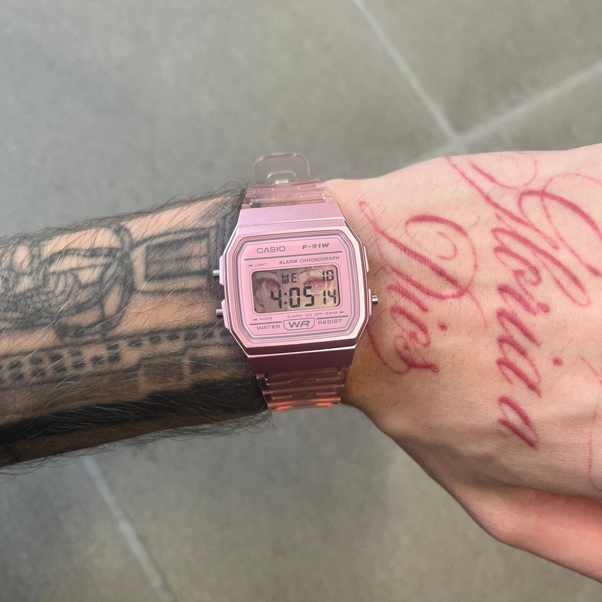 Custom Casio F-91W Pink digital watch featuring a Anime Eyes filter screen. Slim 8.5 mm profile, lightweight 21 g build and flexible bio-based resin band ensure lasting comfort. Includes alarm, stopwatch, and microlight function for everyday functionality.