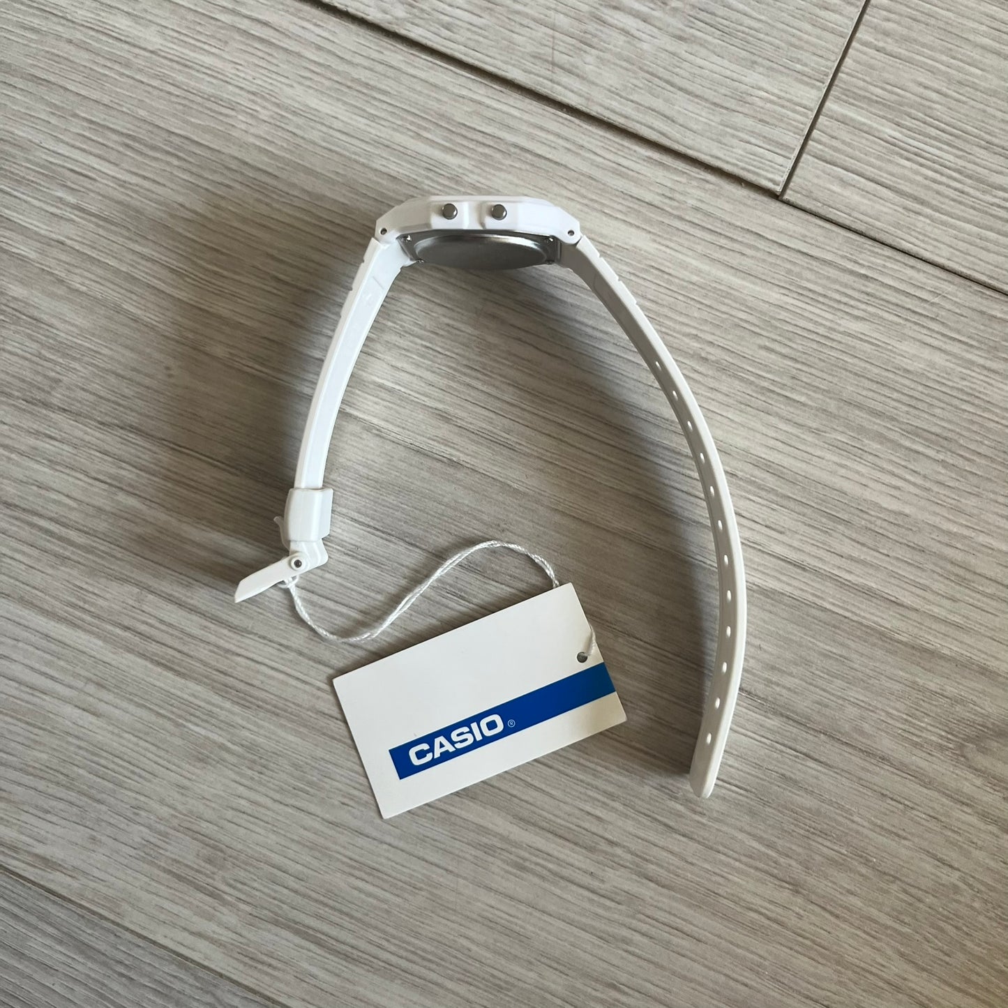Custom Casio F-91W White digital watch featuring a South Korea flag filter screen. Slim 8.5 mm profile, lightweight 21 g build and flexible bio-based resin band ensure lasting comfort. Includes alarm, stopwatch, and microlight function for everyday functionality.
