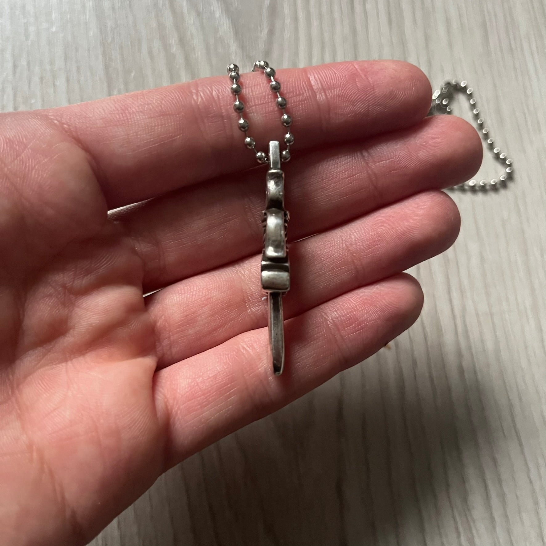 Chrome Hearts Dagger #10 Silver Necklace – único13
