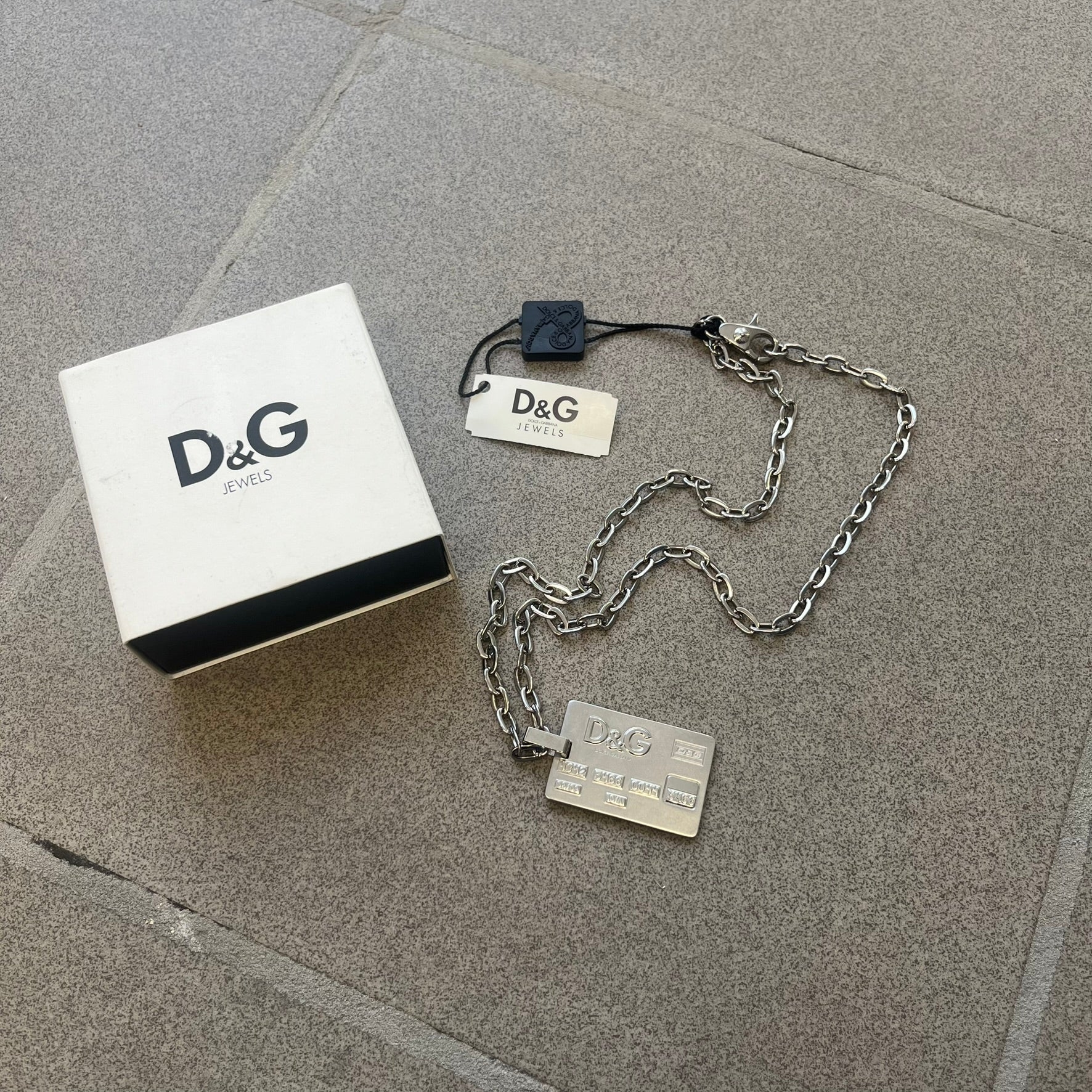 Dolce & Gabbana 2000's Credit Card Necklace DJ0772 – único13
