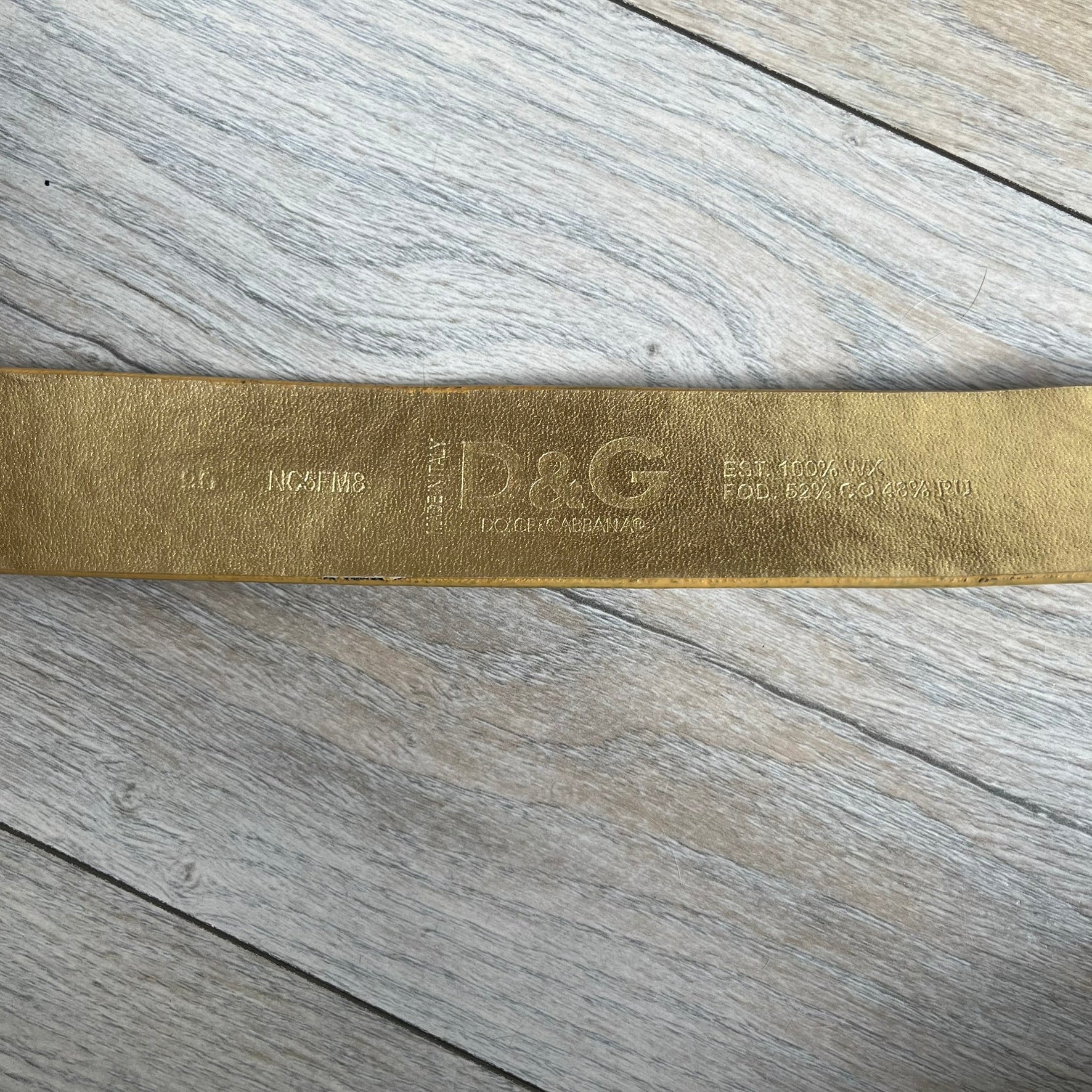 Dolce & Gabbana 2000's Gold Tone D&G Logo Belt – único13
