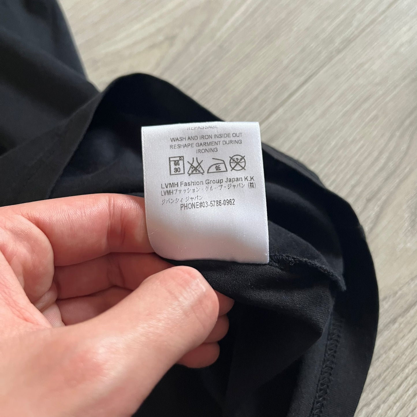 This Givenchy Distressed Black Stars Tee features the label’s iconic star motif from the FW18 season, with five stars across the front collar and four at the back. Crafted in Portugal from 100% cotton, it offers a slim fit and a soft, ribbed crewneck finish. A sought-after Givenchy stars shirt, and yes the distressed stars are intentional, not due to wear.