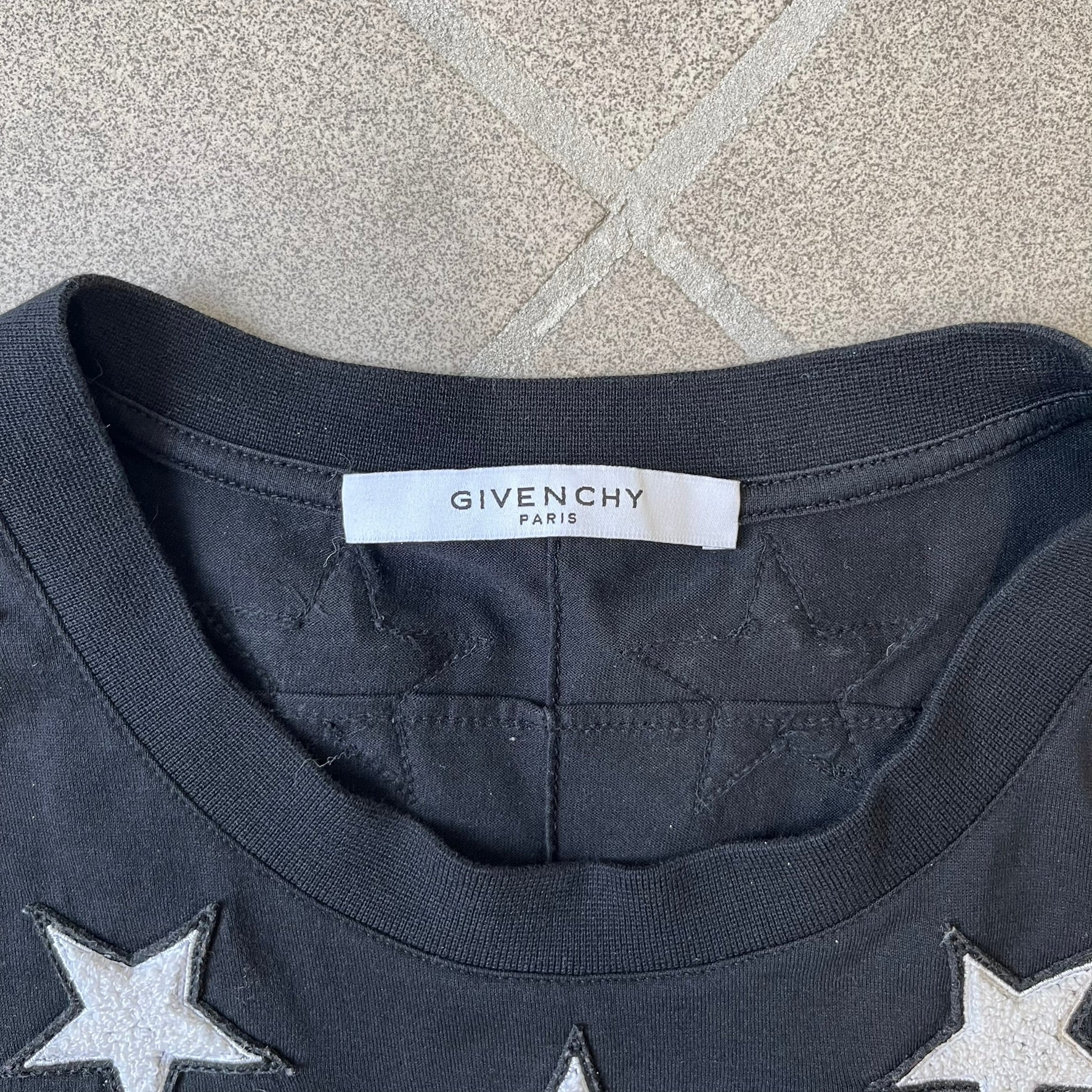 Givenchy 2017 Black Star Patch 4-7 Tee – único13