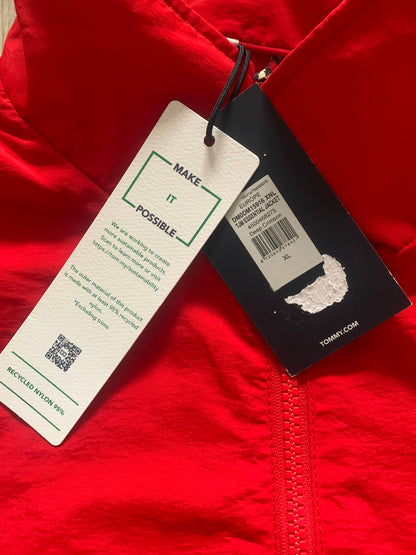tommy hilfiger windbreaker