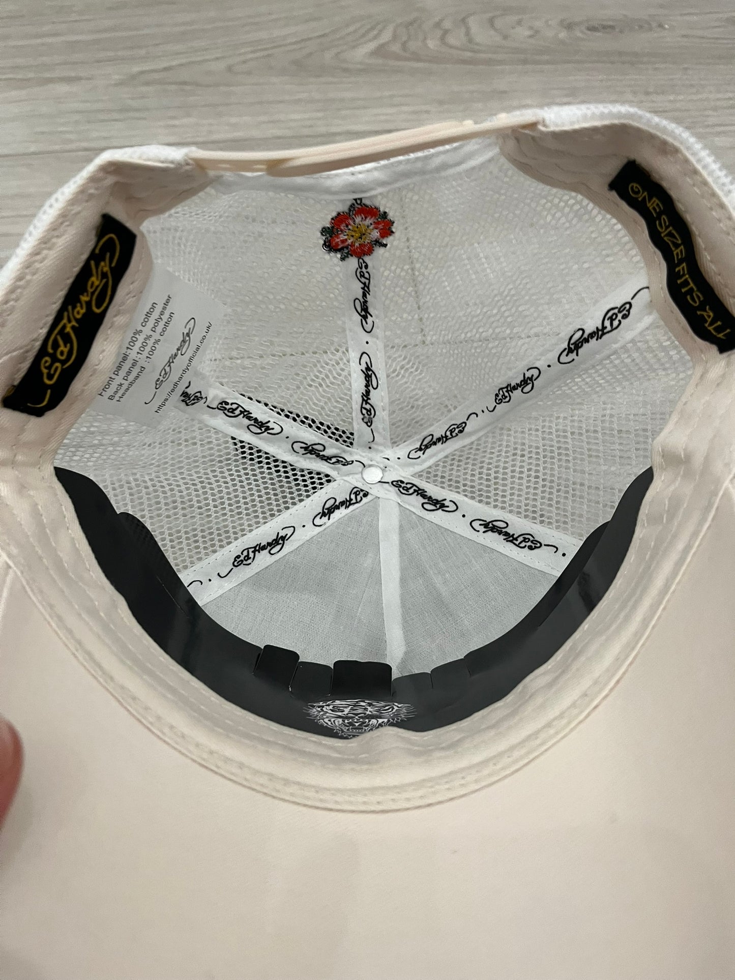 ed hardy tokyo-geisha twill front mesh trucker hat