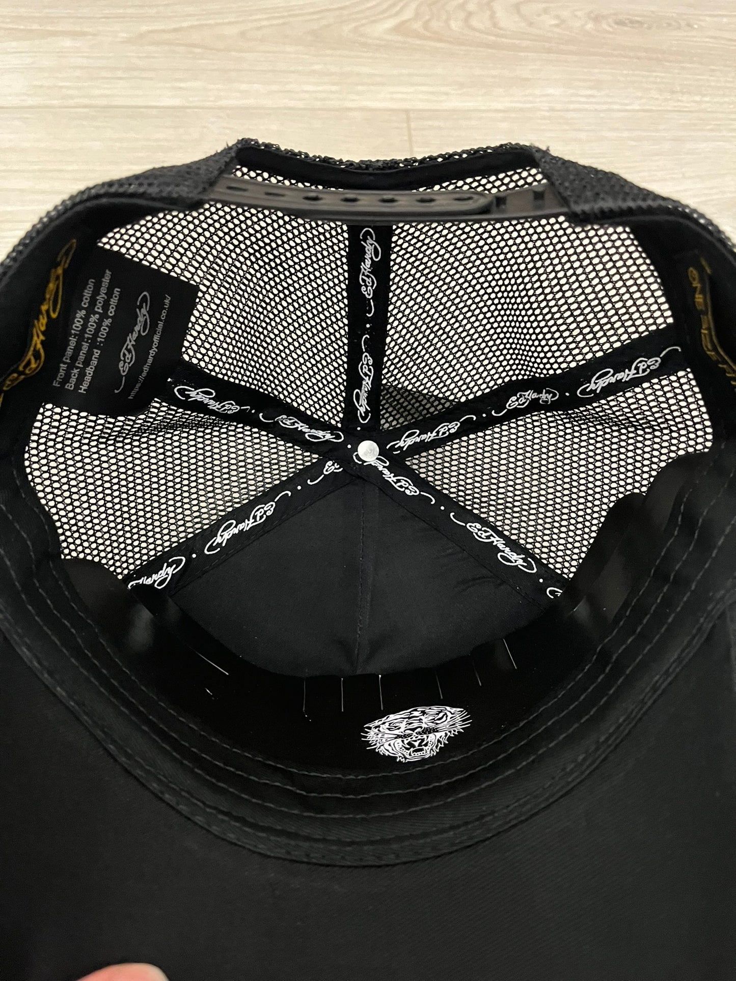 ed hardy ed-busy-bee twill front mesh trucker hat