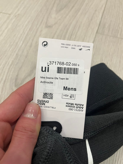 nike dri-fit beanie