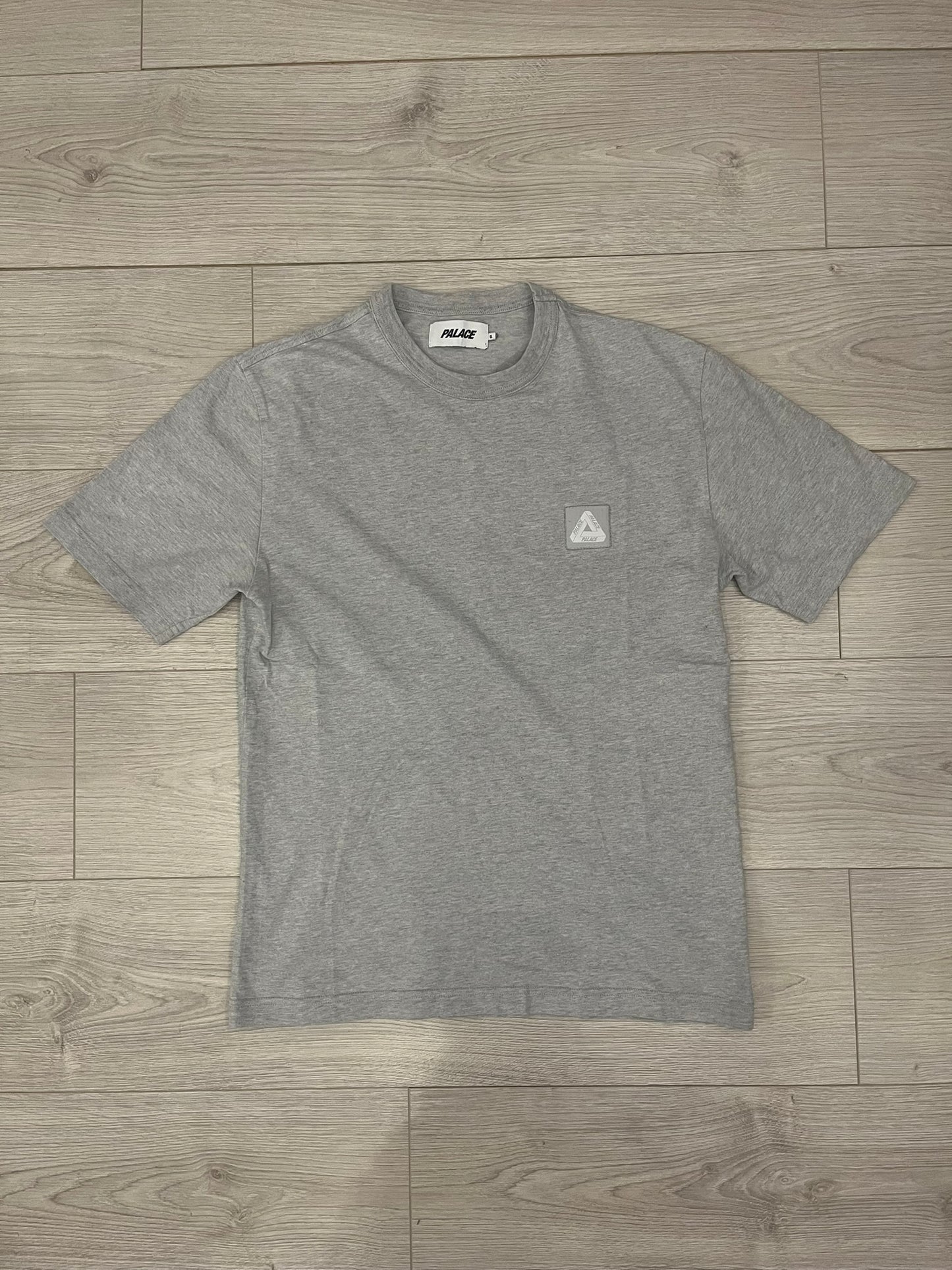 palace square patch tee