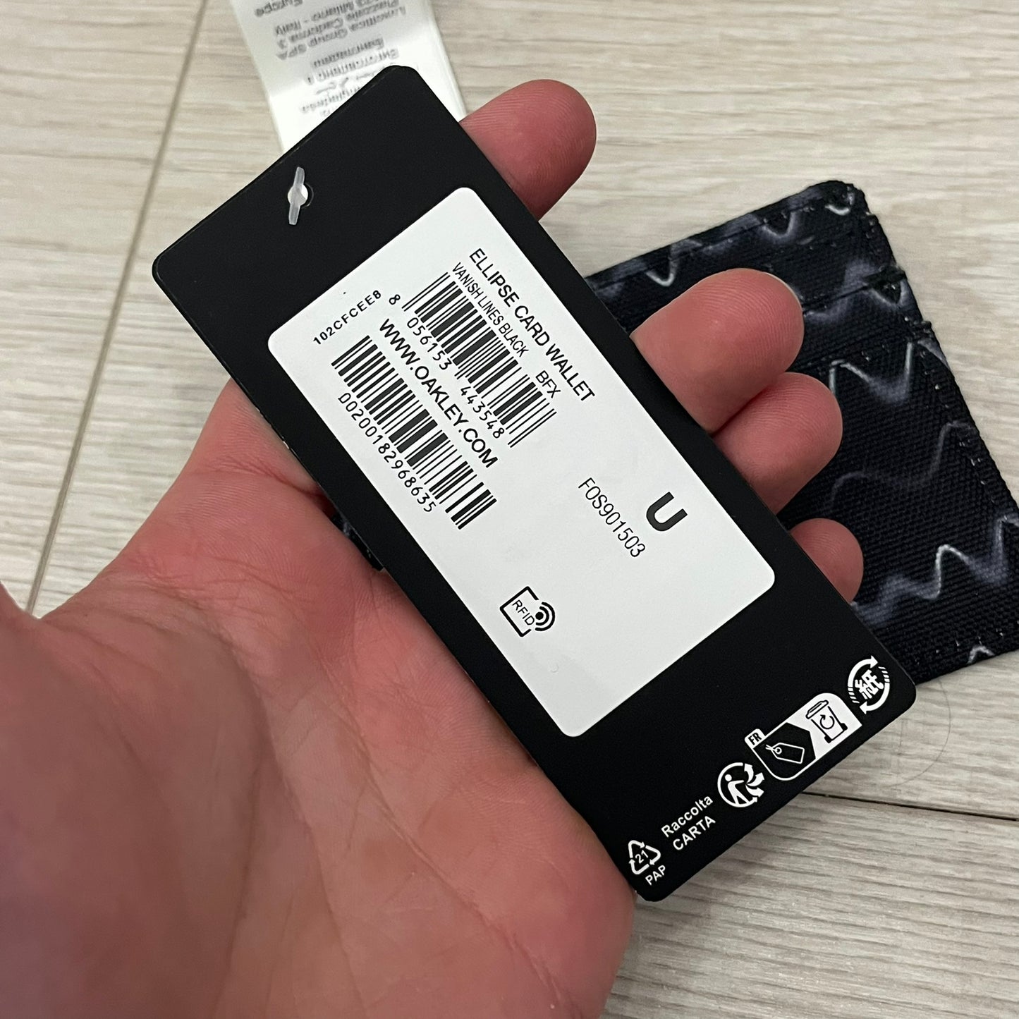 oakley ellipse cardholder