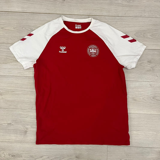 hummel denmark tee