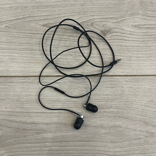 lg prada earphones