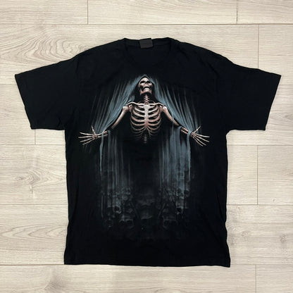 spiral skeleton tee