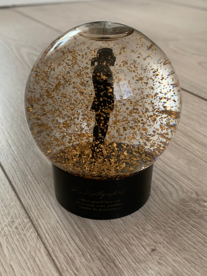 karl lagerfeld snow globe 2011