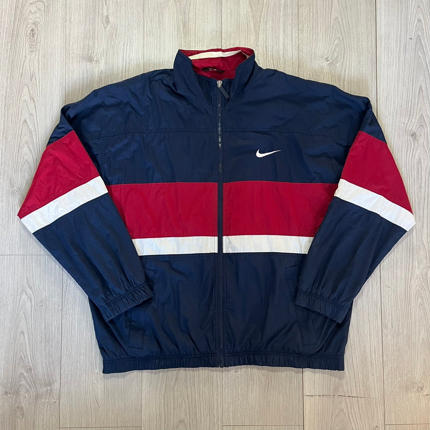 nike 90's back logo windbreaker