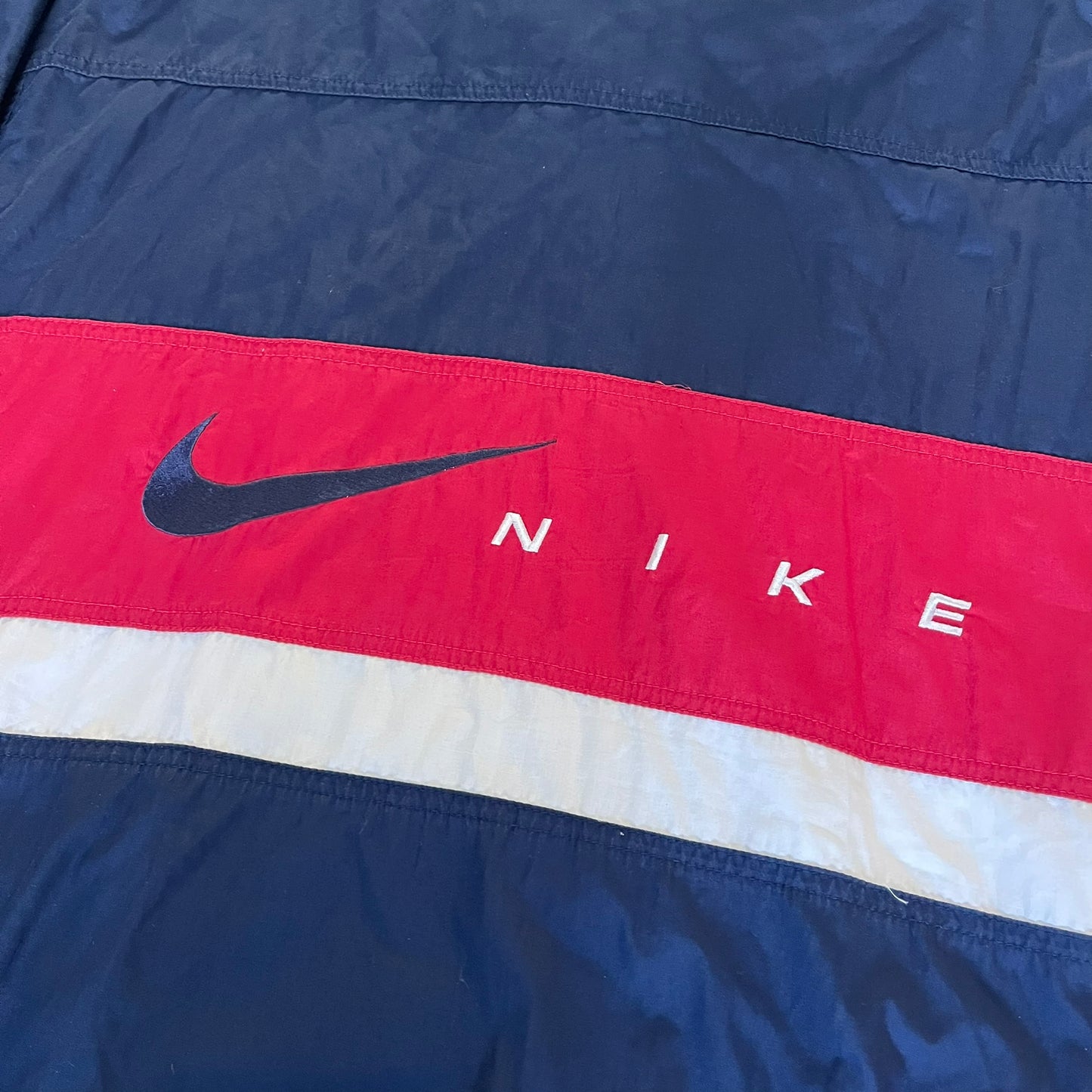 nike 90's back logo windbreaker