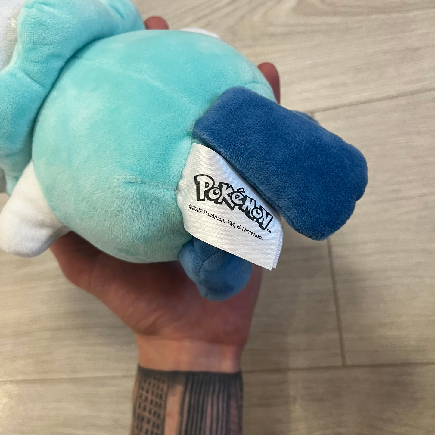 oshawott pokemon nintendo plushie