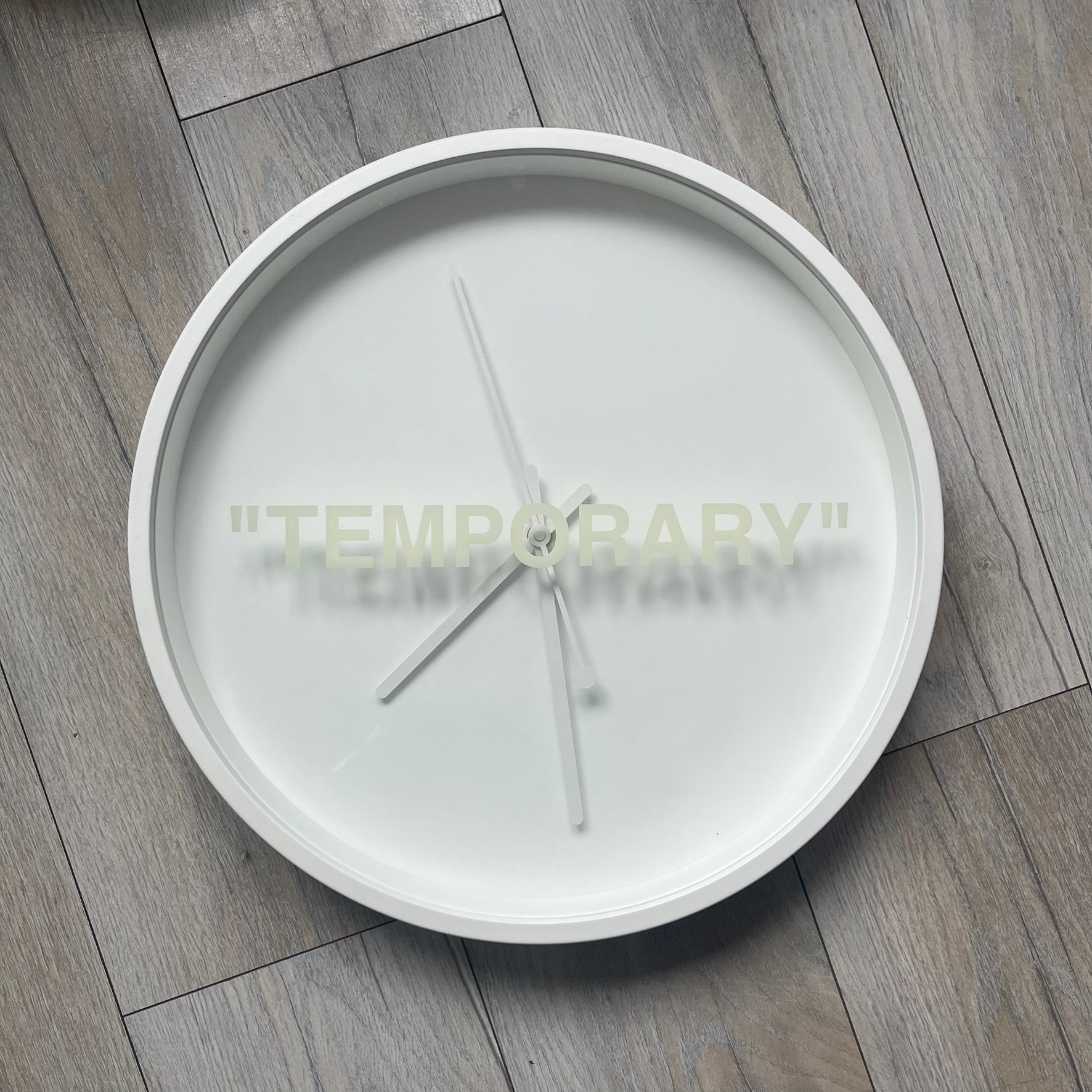 【新品　未使用　廃盤】IKEA MARKERAD ウォールクロック壁掛け時計 Ikea Markerad x Virgil Abloh 'Temporary' Wall Clock – único13