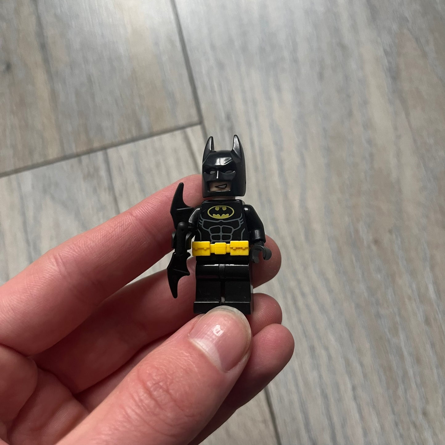 LEGO Batman & Joker 10 Minifigures is a collection of 10 LEGO minifigures featuring Batman and Joker characters from various sets. The lot includes 4x sh0312, 1x sh458, 1x sh151, 1x sh304, 1x sh354, 1x sh515, and 1x 30533c02. Figures come in different conditions and originate from multiple official LEGO releases.