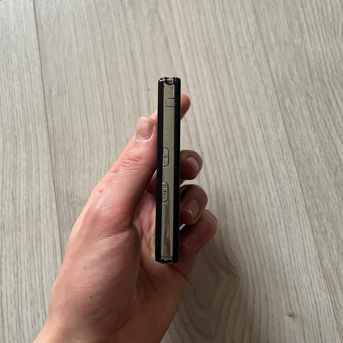 The LG Prada KE850, a groundbreaking collaboration between LG and Prada marked the world’s first capacitive touchscreen phone. Finished in sleek black with minimalist Prada aesthetics, it features media playback, Bluetooth, and expandable memory.&nbsp;