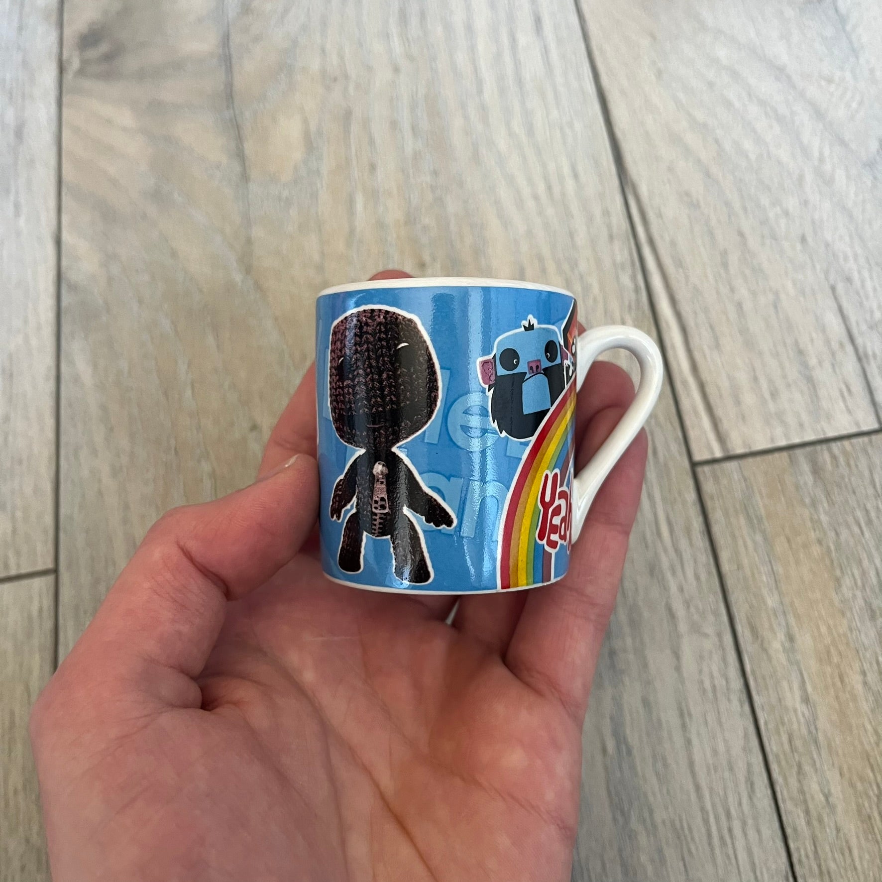 Little Big Planet 2011 Collectable Mini Mugs + Saucers Set – único13
