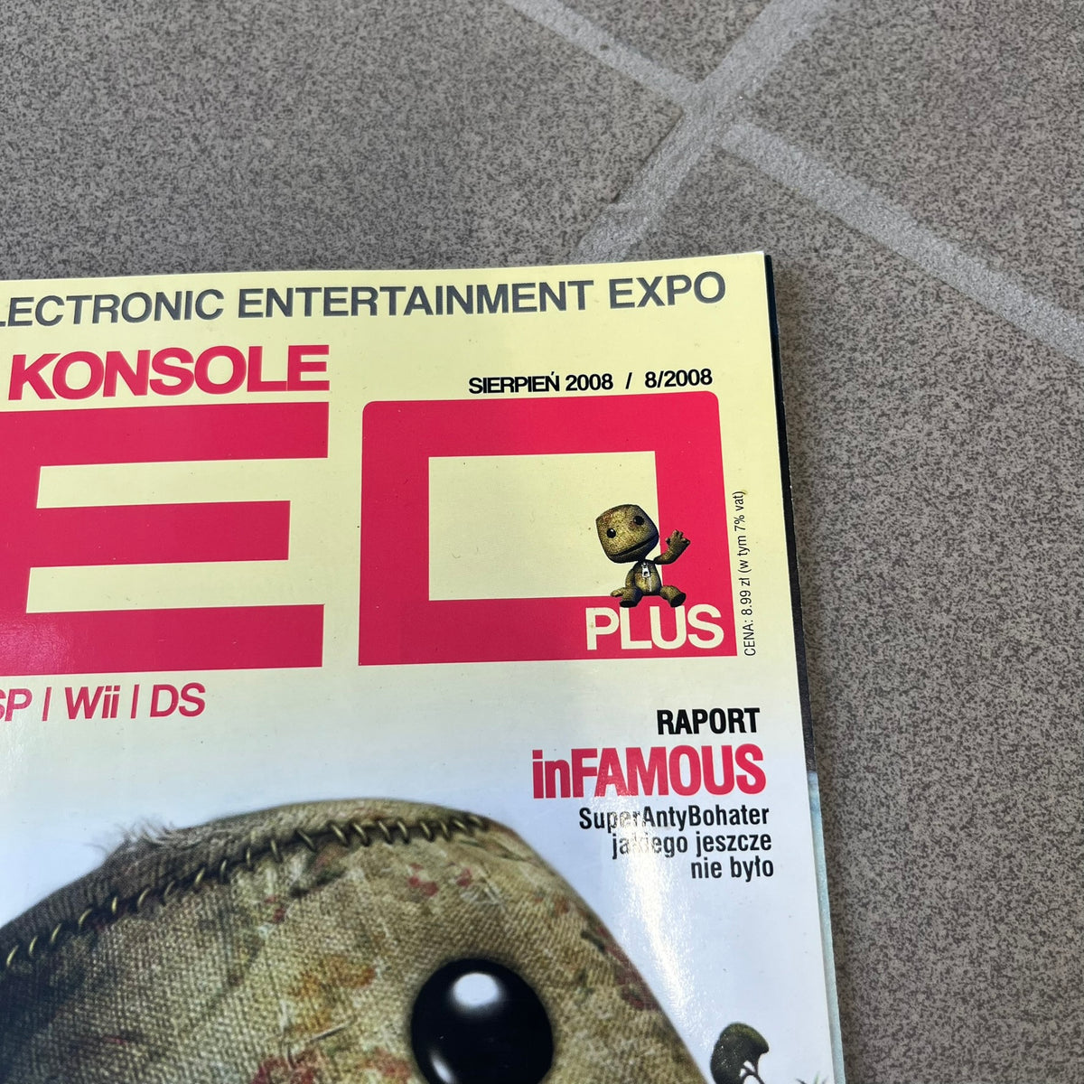 Little Big Planet Neo Plus 113 8/2008 Magazine is a discontinued Polish gaming magazine, issue 113, featuring a large Sackboy alongside smaller Sackboys on the cover with "Little Big Planet" text below. The issue includes a dedicated section on the release of LittleBigPlanet, along with coverage of Gears of War 2 and other games.