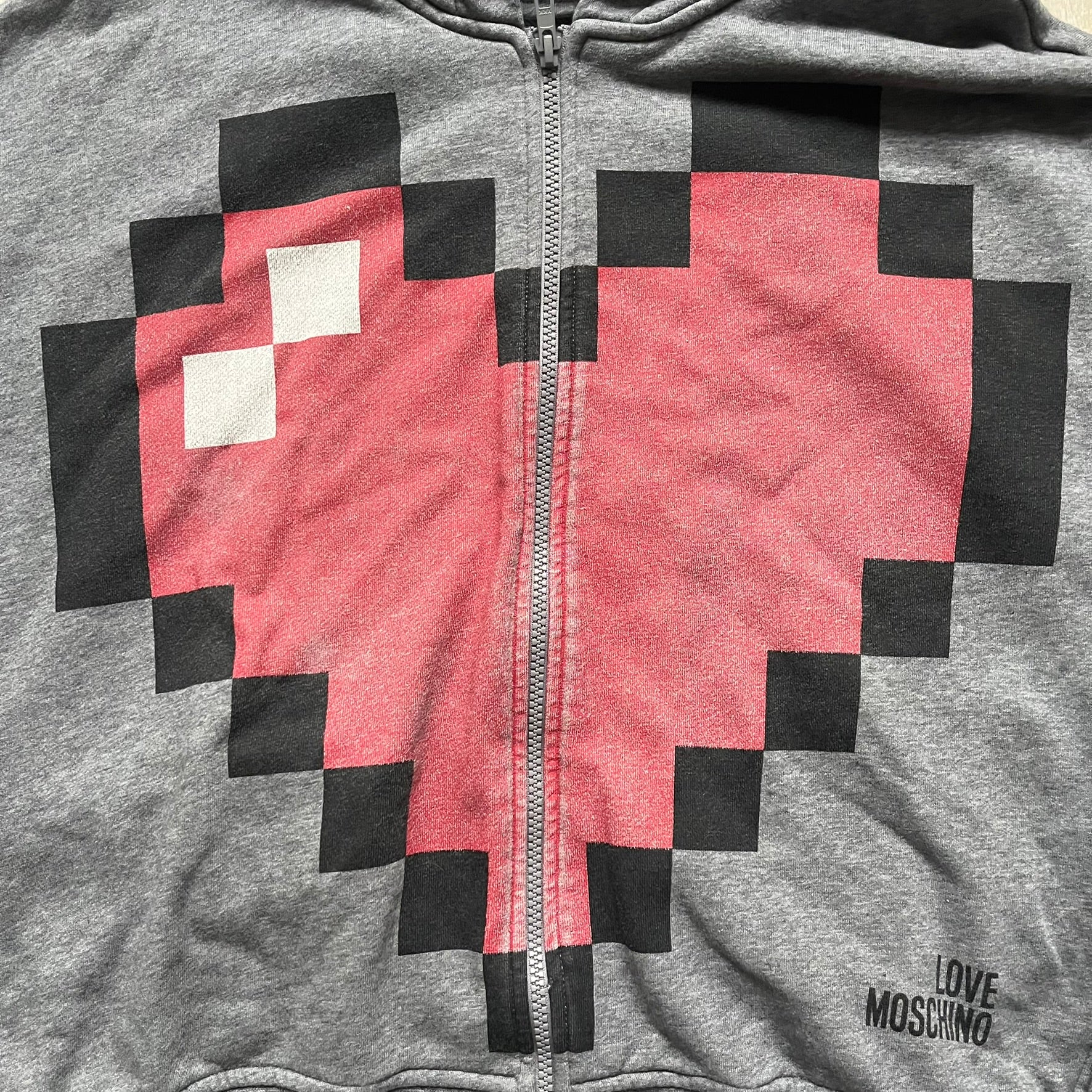 LOVEHEDI２ Love Moschino Pixel Heart Gray Hoodie – único13