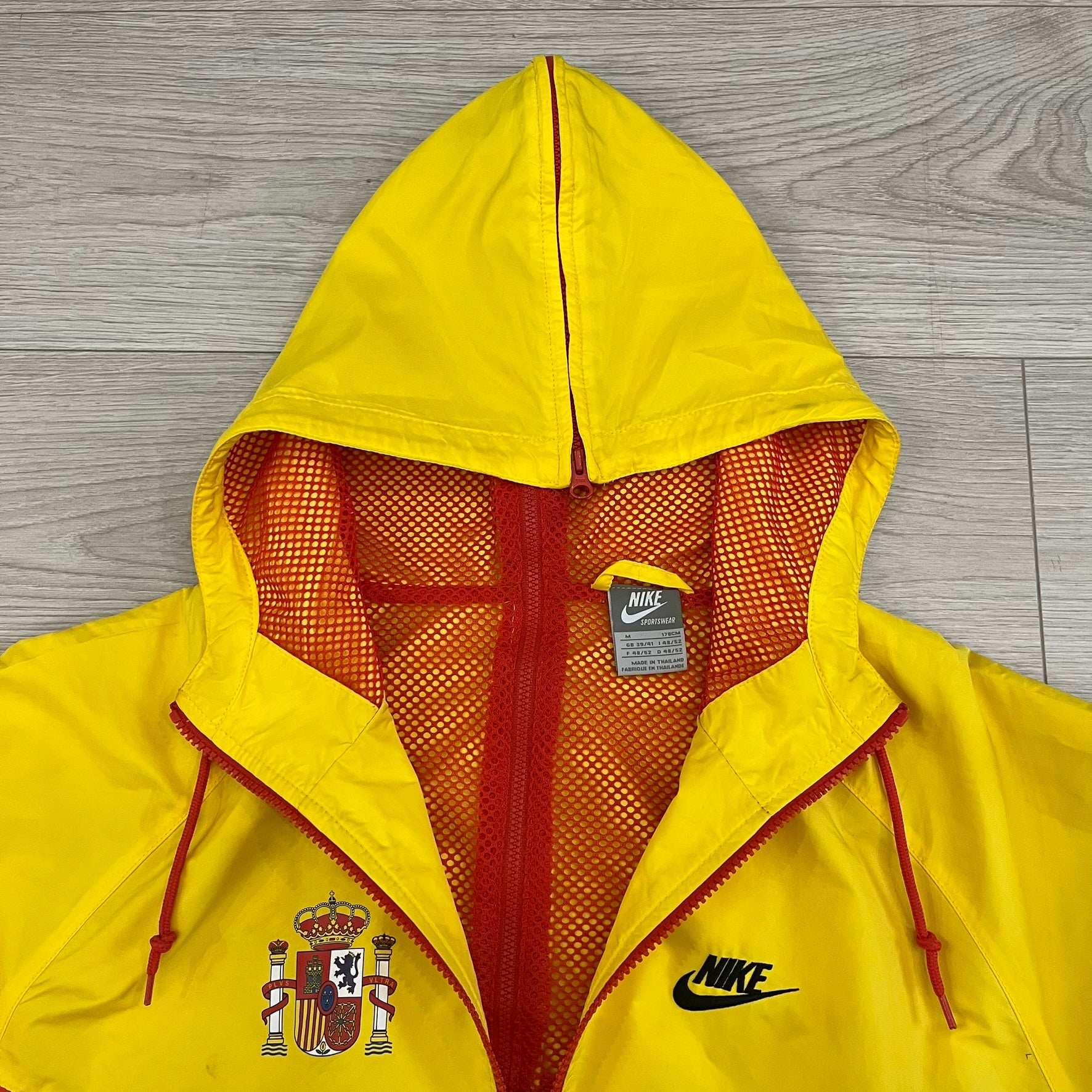 Nike Spain Olympics 2008 Split Windbreaker (Medium) – único13