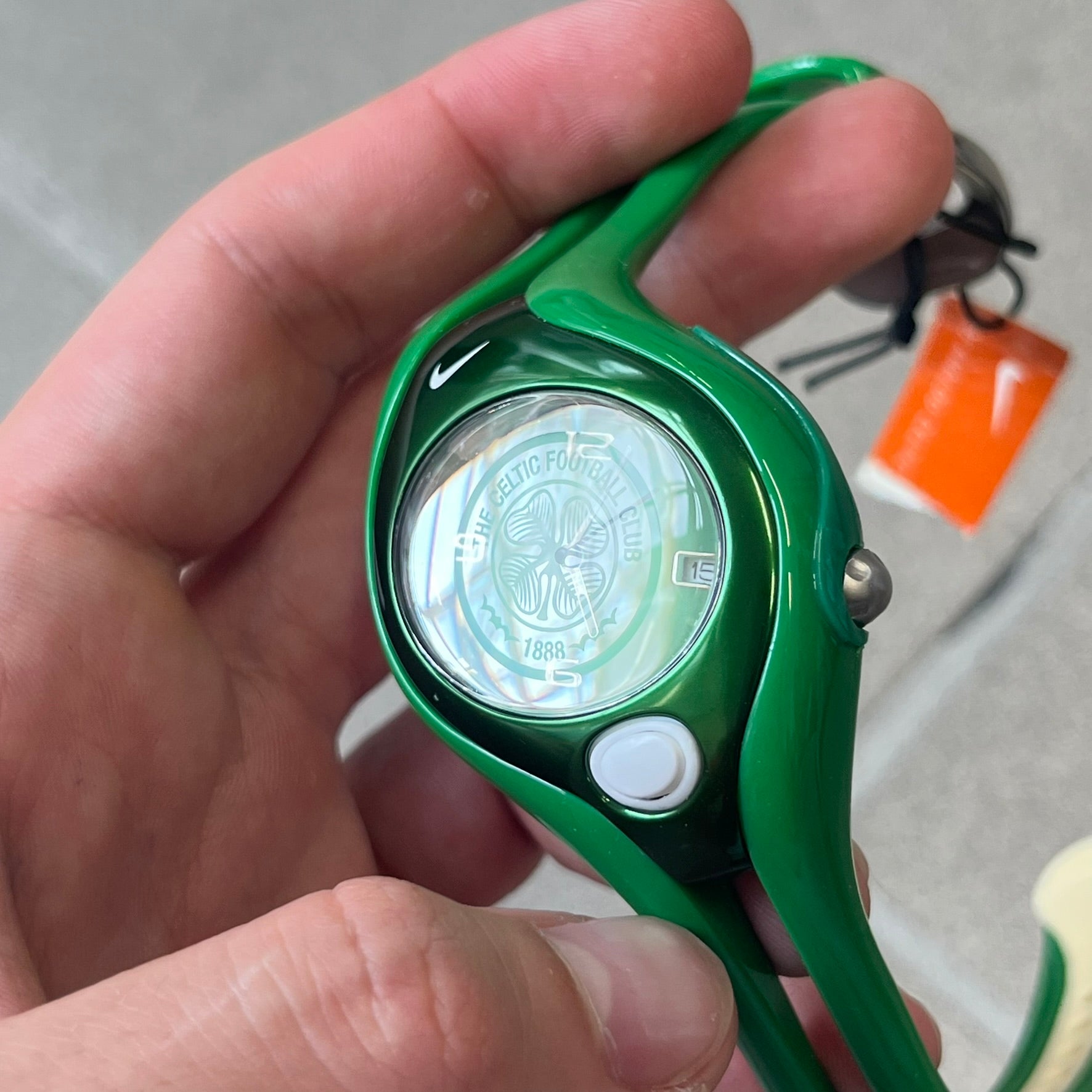 Nike Triax Swift 'Celtic F.C.' WR0078 Green Analog Watch – único13
