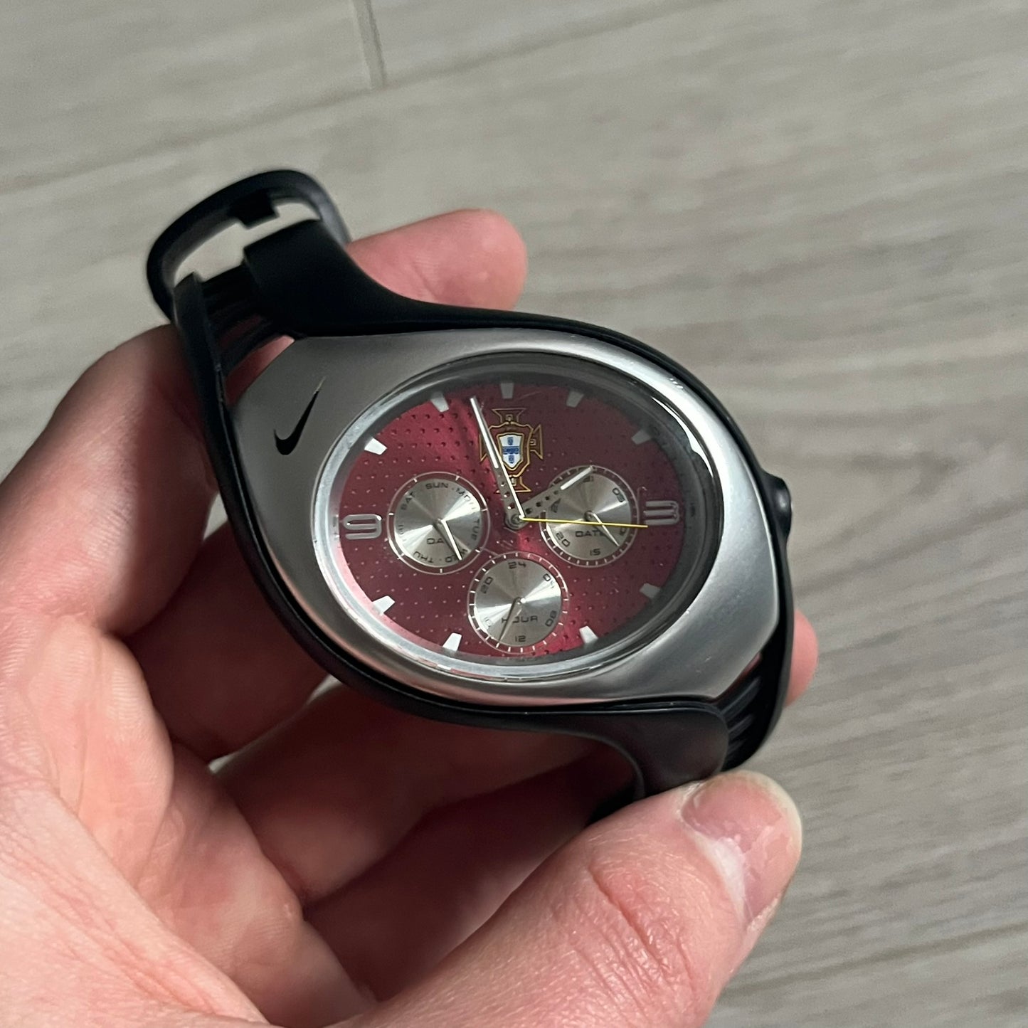 Nike Triax 'Portugal' Swift 3i WR0091 Analog Watch