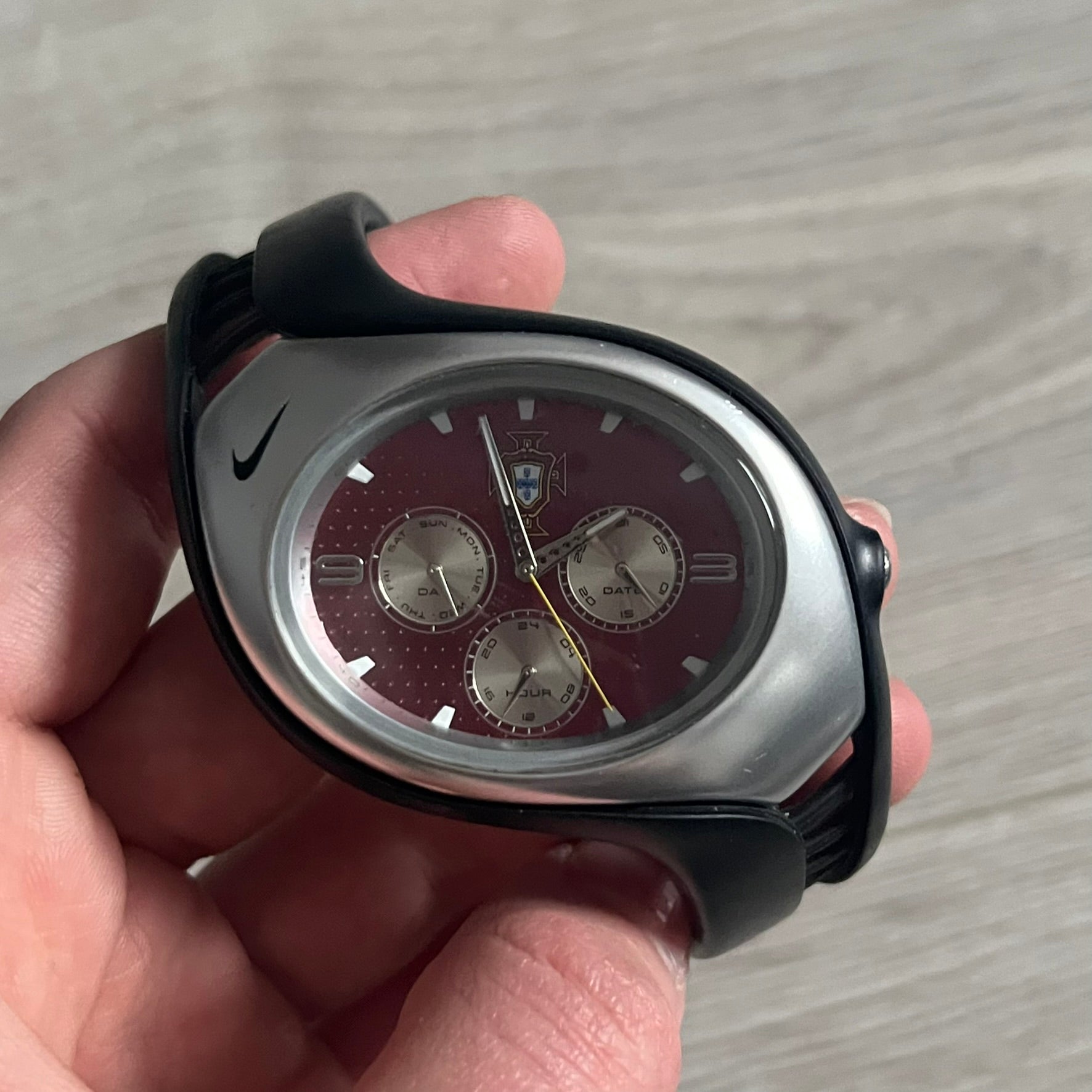 Nike Triax 'Portugal' Swift 3i WR0091 Analog Watch – único13