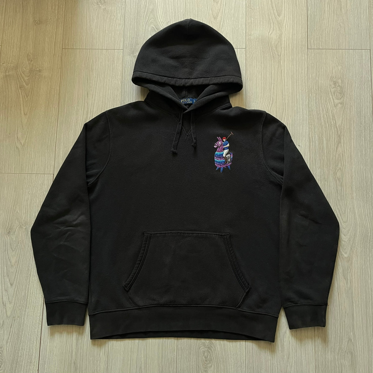 Polo Ralph Lauren Fortnite Llama Hoodie – único13