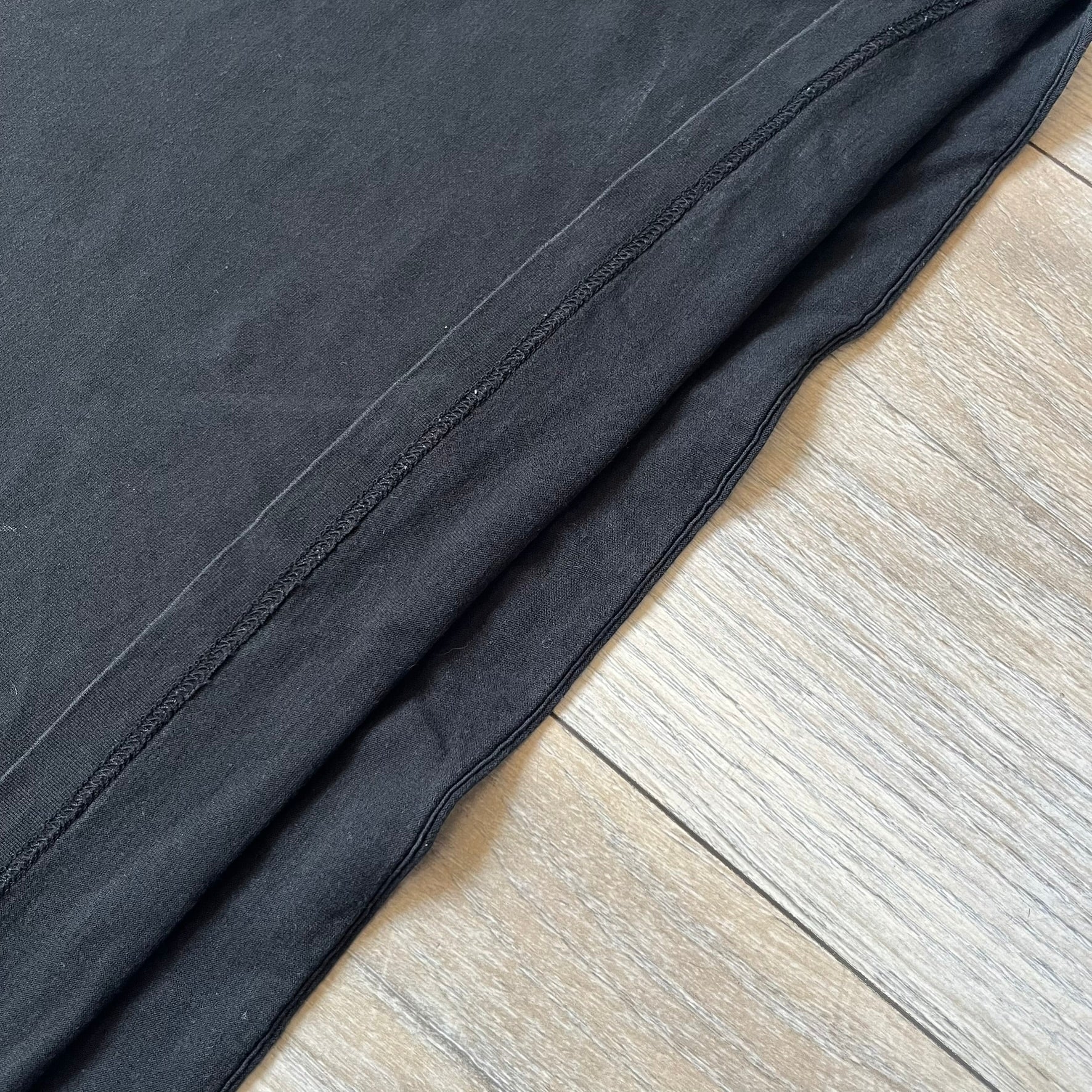 Saint Laurent 2018 Black Logo Tee – único13