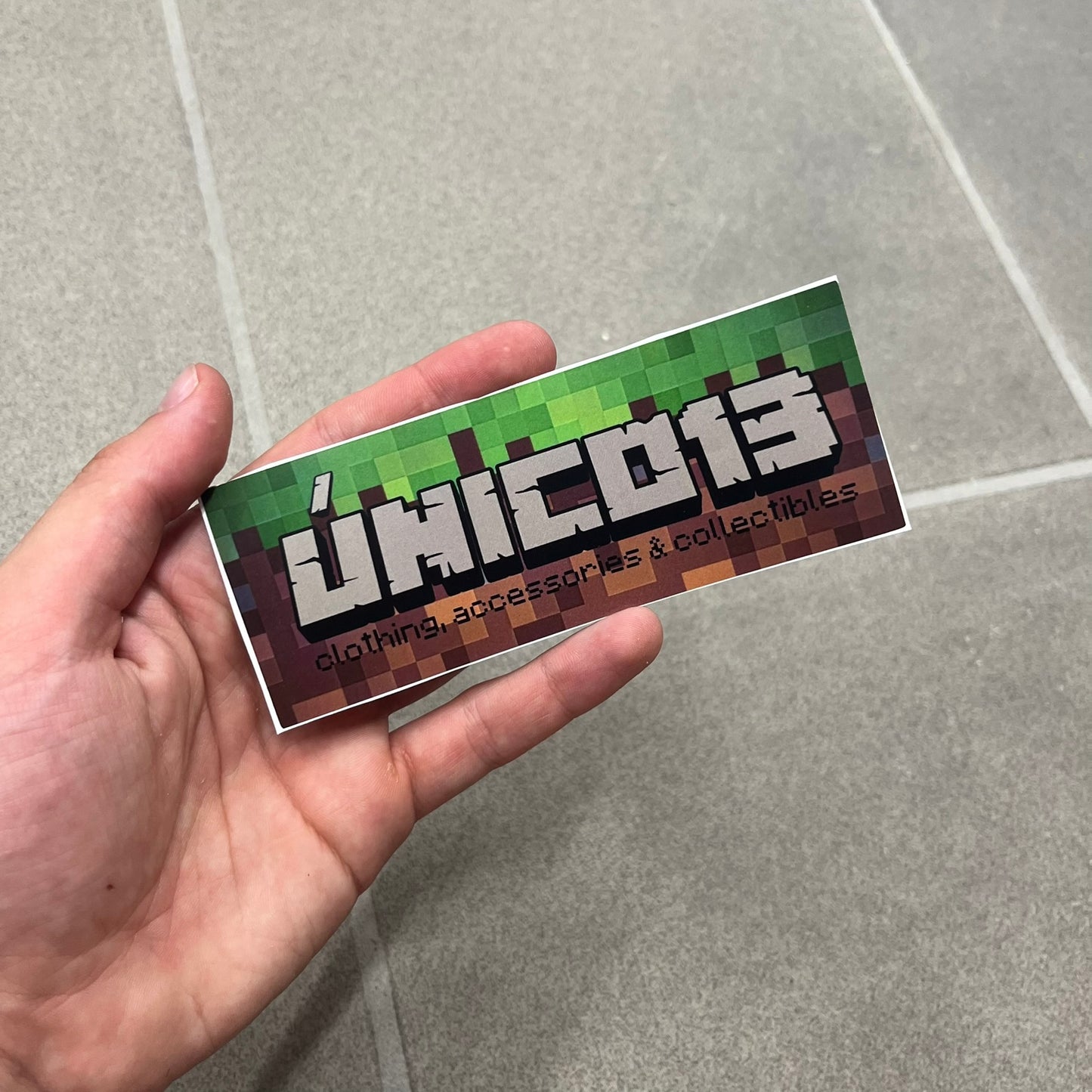 único13 Sticker Pack includes 10 random stickers selected from 17 available designs, with no repeats. The stickers were designed by us and each features a customized único13 logo matching the design.

Available designs include Casio Screen, Star Wars, D.A.R.E., Indian Motorcycle, Invincible, LEGO, Spider-Man, Minecraft, Burger King, Ben 10, Harvard, I AM MUSIC, OnlyFans, Chrome Hearts, Supreme, Único13 Logo, and Corona.

Made from Polyethylene Terephthalate and suitable for indoor and outdoor use. These sti