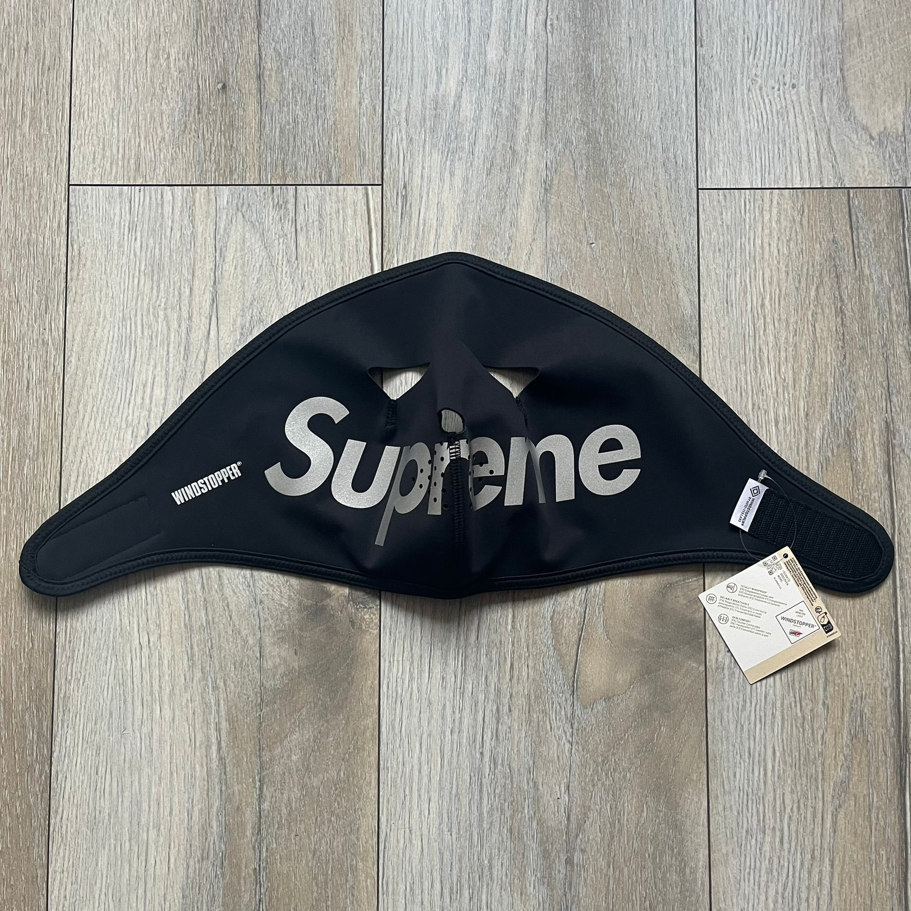 Supreme Black Windstopper Facemask – único13