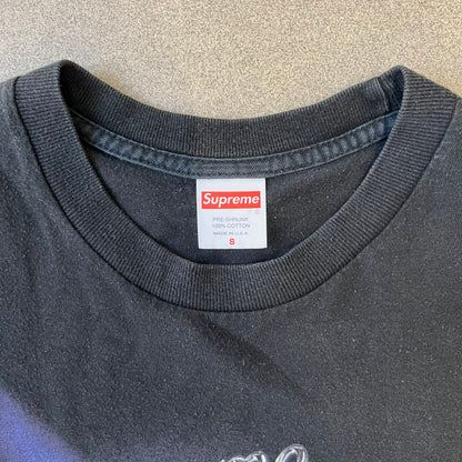 Supreme Clientele FW20 Navy Tee released in October 2020 as part of Supreme’s Fall/Winter 2020 collection. This cotton tee pays tribute to Ghostface Killah’s 2000 album Supreme Clientele, featuring the album’s iconic title graphic on the front and full tracklist on the back.