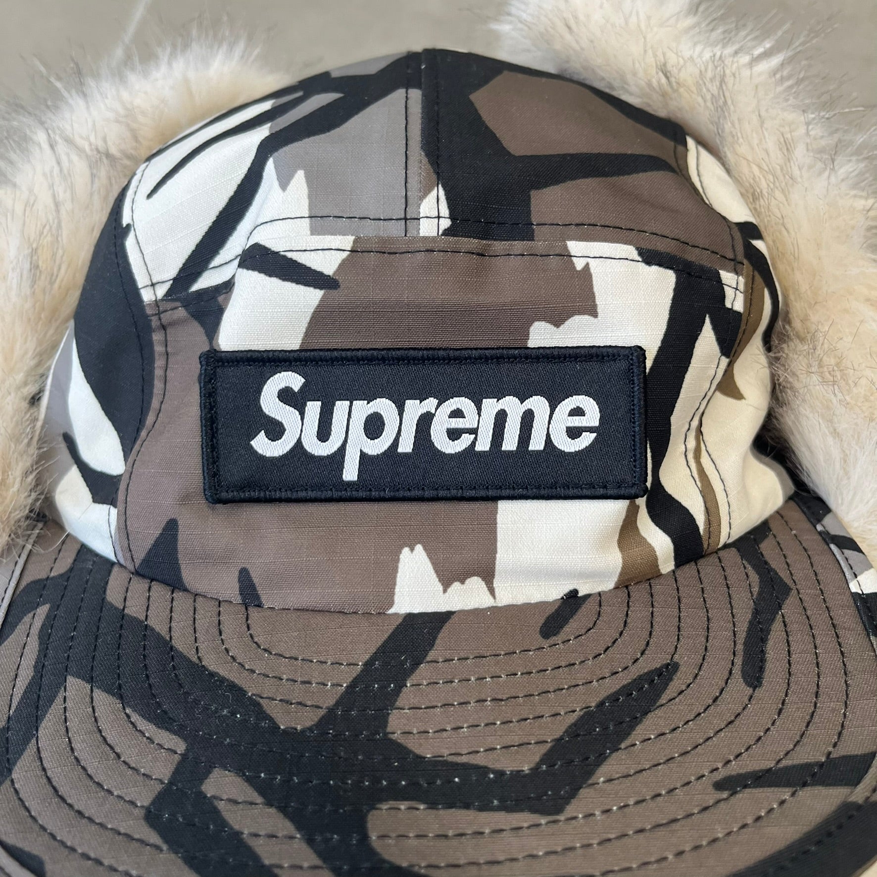 Supreme FW26 GORE-TEX Earflap Predator Camo Camp Cap – único13
