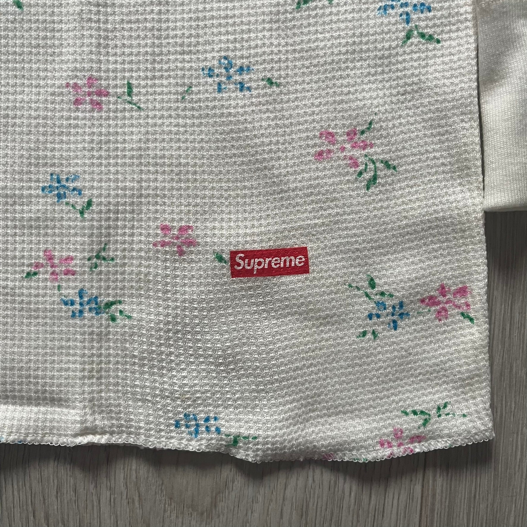 Supreme Hanes Bones Thermal Crew FW25 (1 Pack) Floral – único13