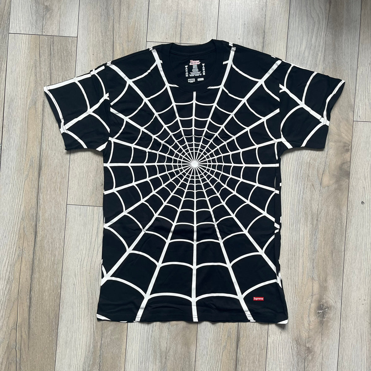 Supreme Hanes SS26 Spider-Man Black Tagless Tee – único13